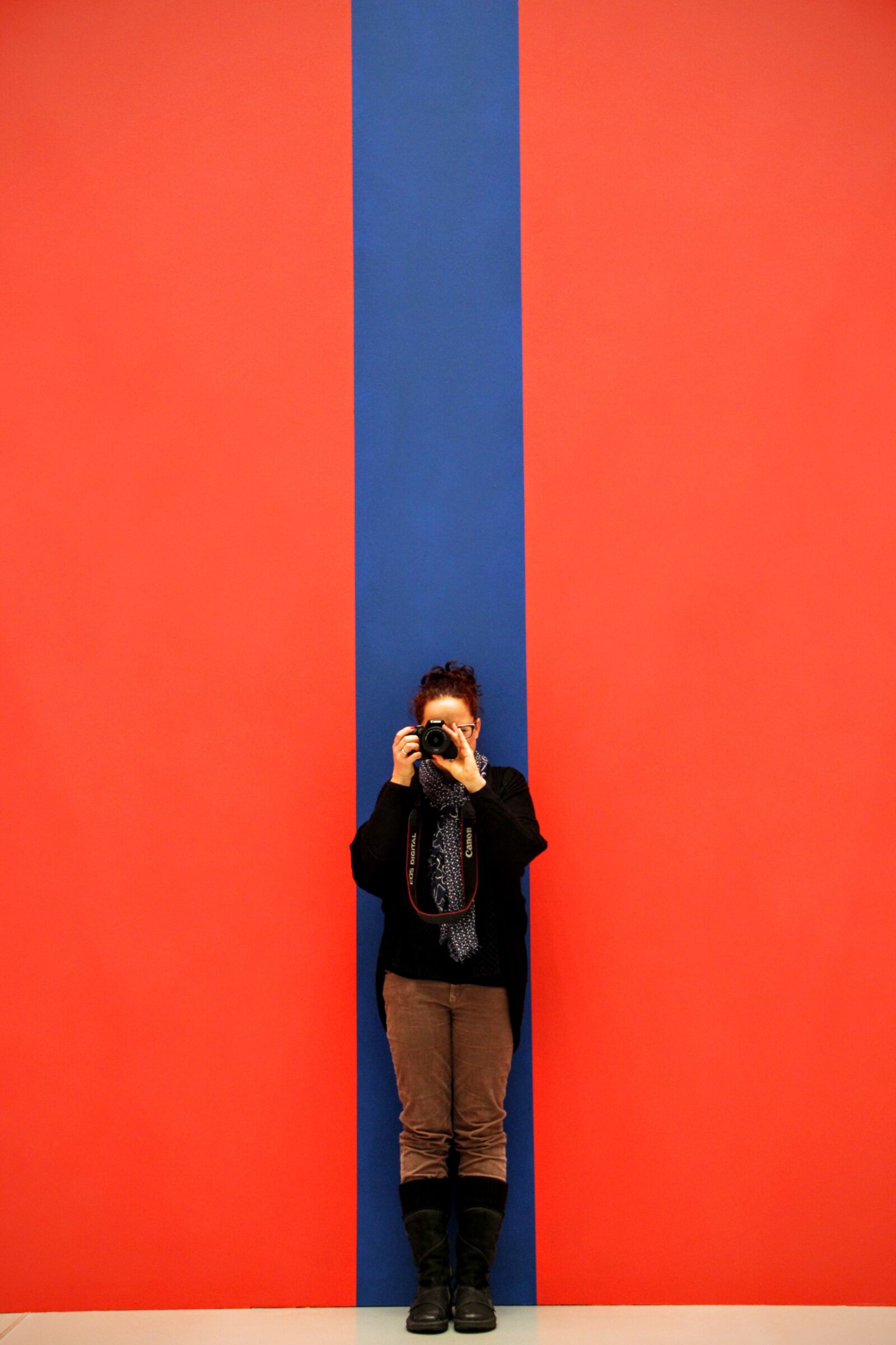 Canon EOS 600D (Rebel EOS T3i / EOS Kiss X5) sample photo. Wallpaper, background, lines photography