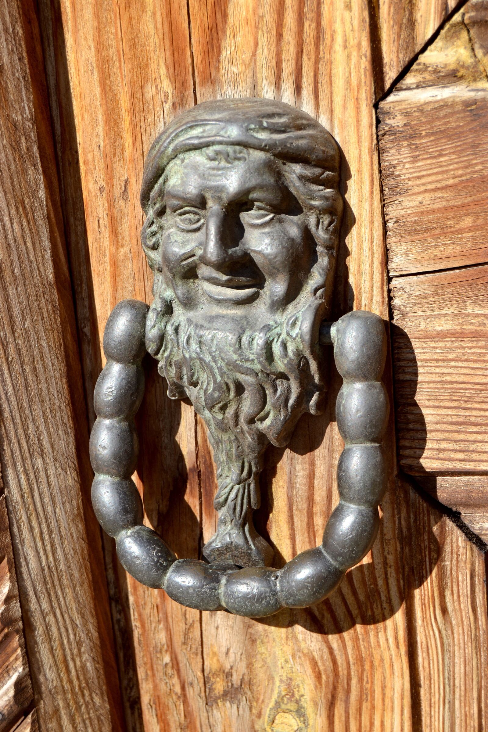 Nikon D3100 sample photo. Door, knob, date photography