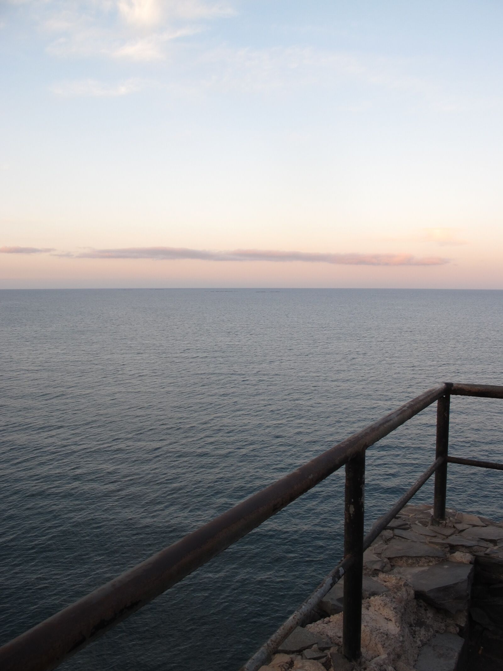 Canon PowerShot G12 sample photo. Sunset, handrail, blue photography