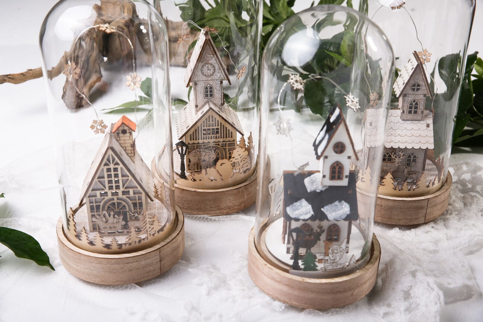Canon EF 24-70mm F2.8L II USM sample photo. Christmas, music box, decoration photography