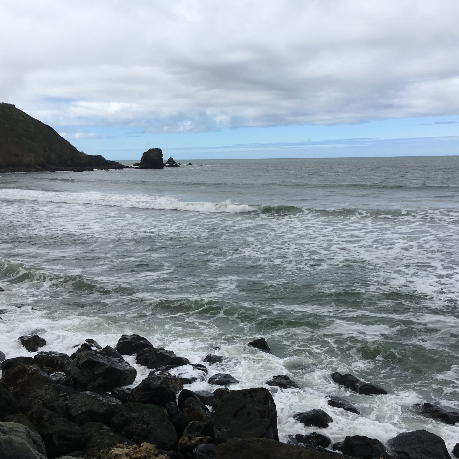 iPhone SE back camera 4.15mm f/2.2 sample photo. Beach, california, cloudy, day photography