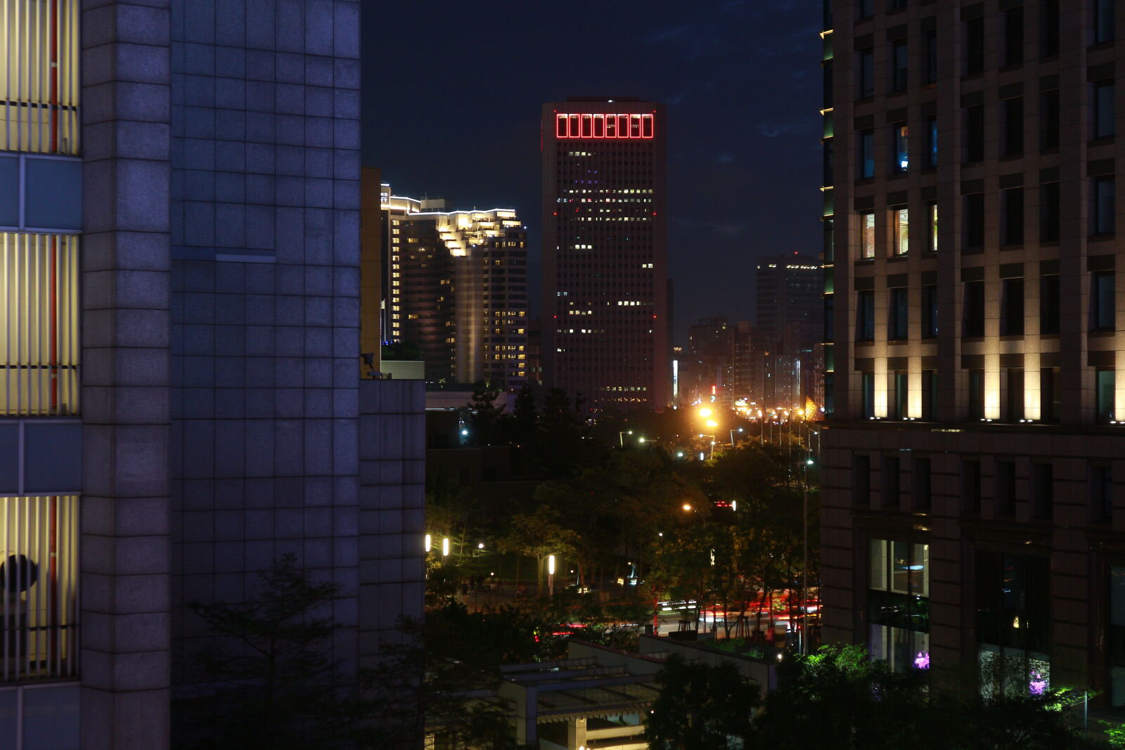 Canon EOS M sample photo