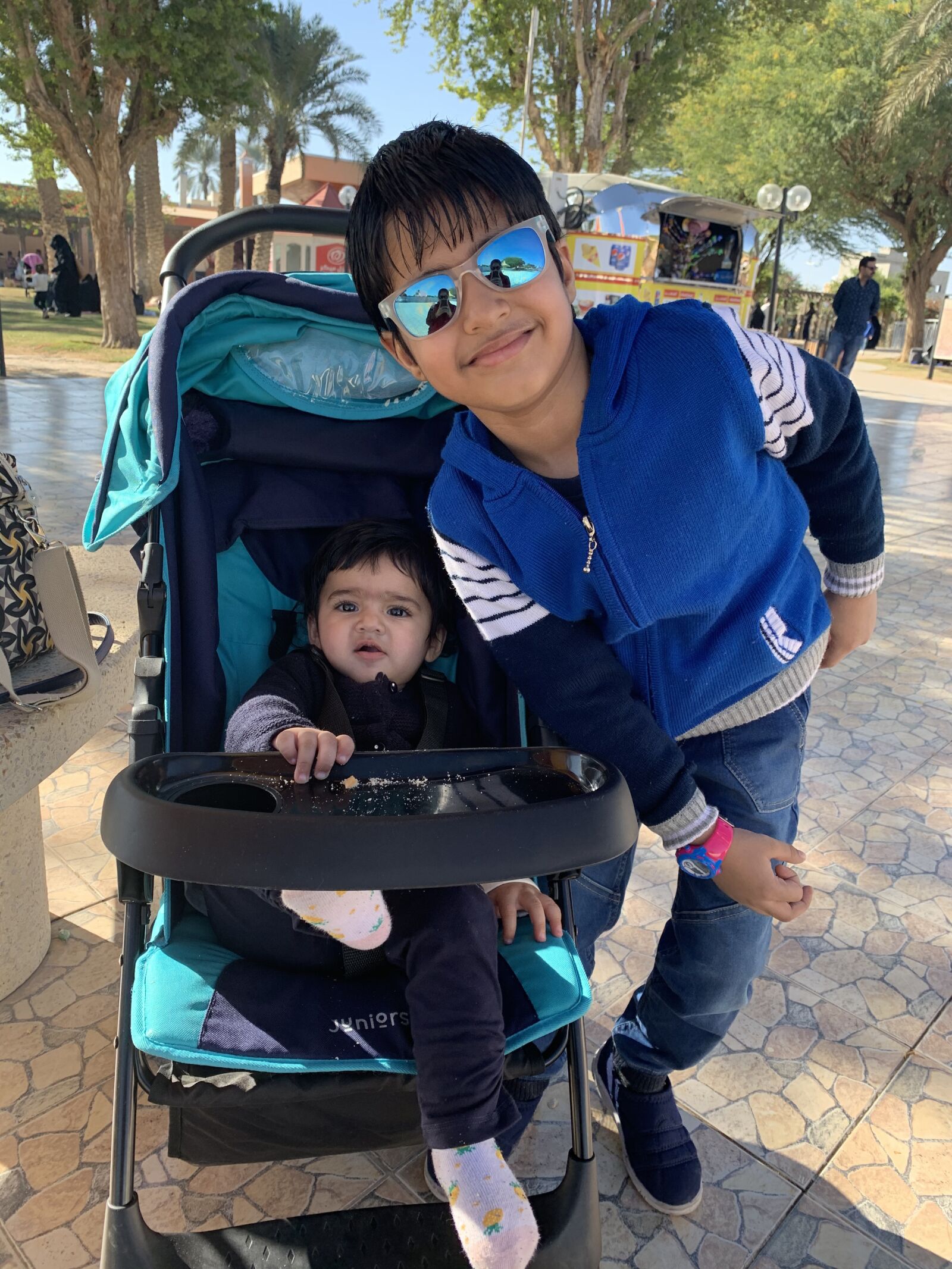 iPhone XS back dual camera 4.25mm f/1.8 sample photo. Brother sister, sister brother photography