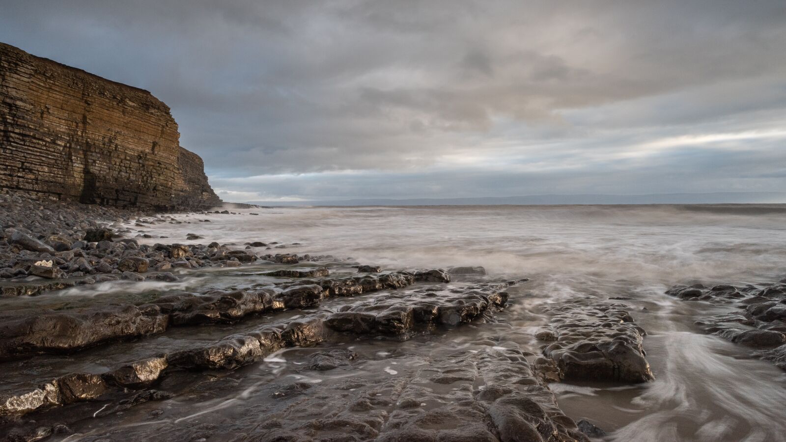 Nikon D810 sample photo. Nash point, rocks, shoreline photography