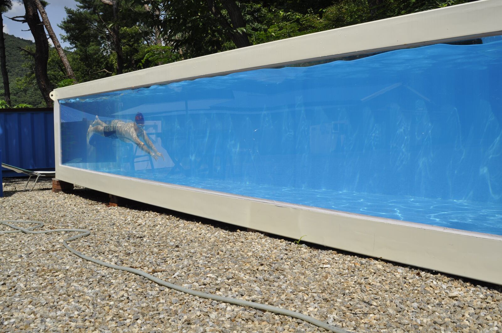 Nikon D90 sample photo. Containerpool, swim, kids photography