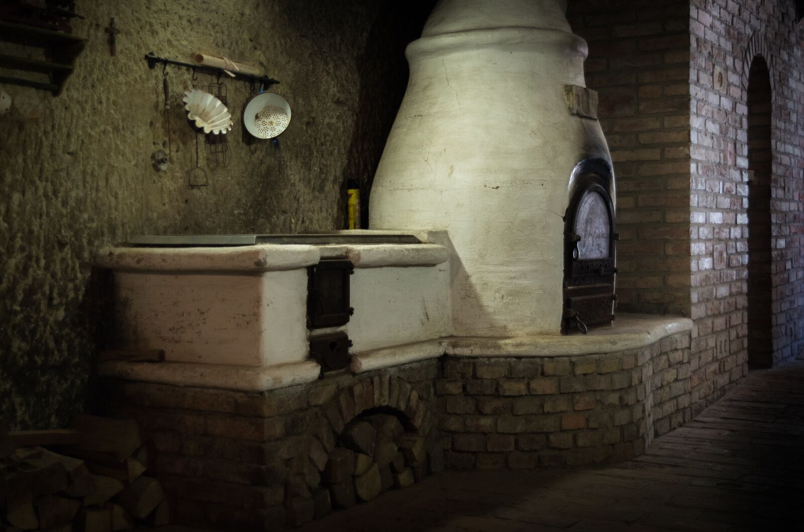 Nikon D3200 sample photo. Eger, szepasszonyvolgy, cellar photography
