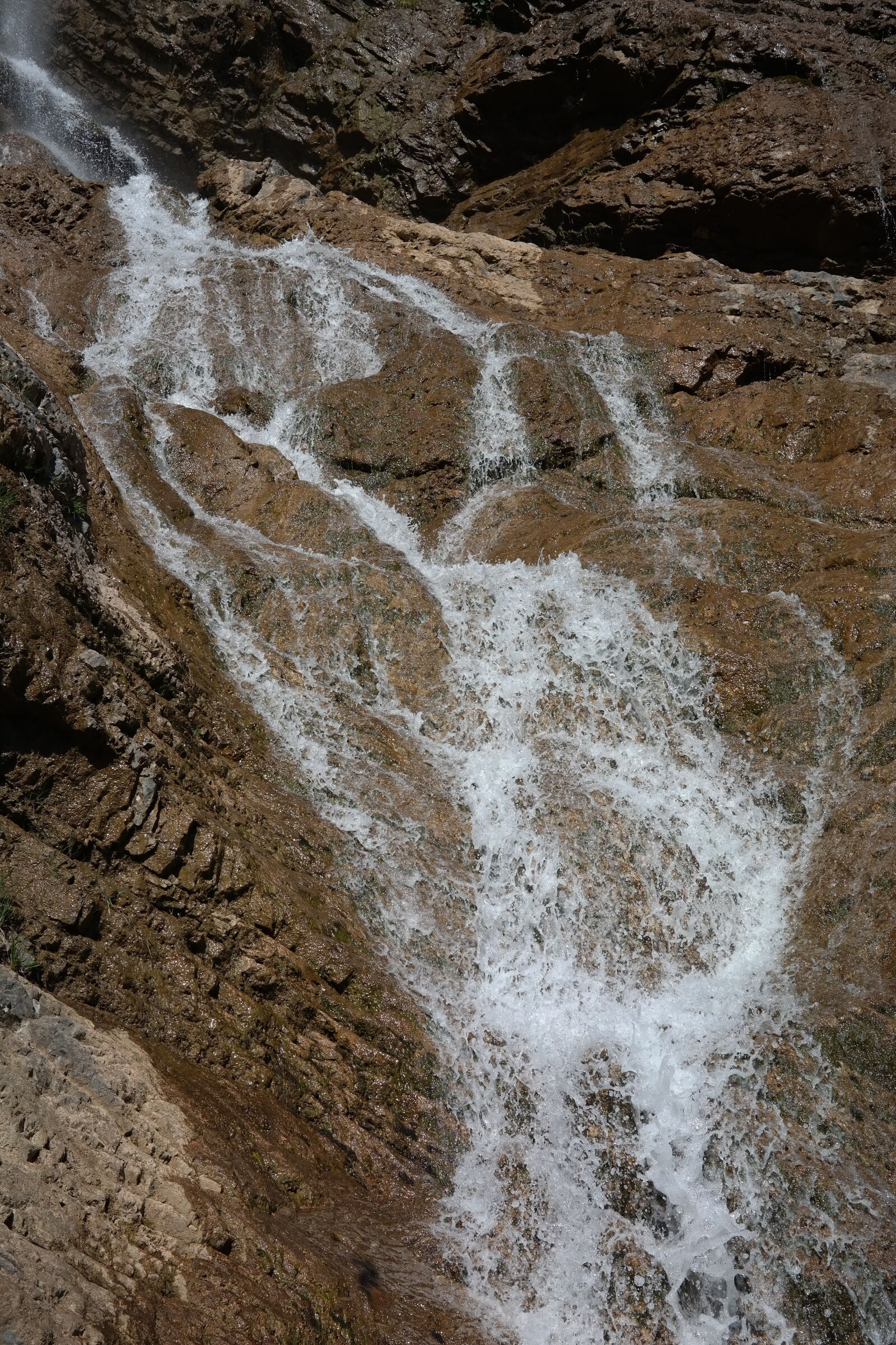Samsung NX300 sample photo. Zipfel case, waterfall, hike photography