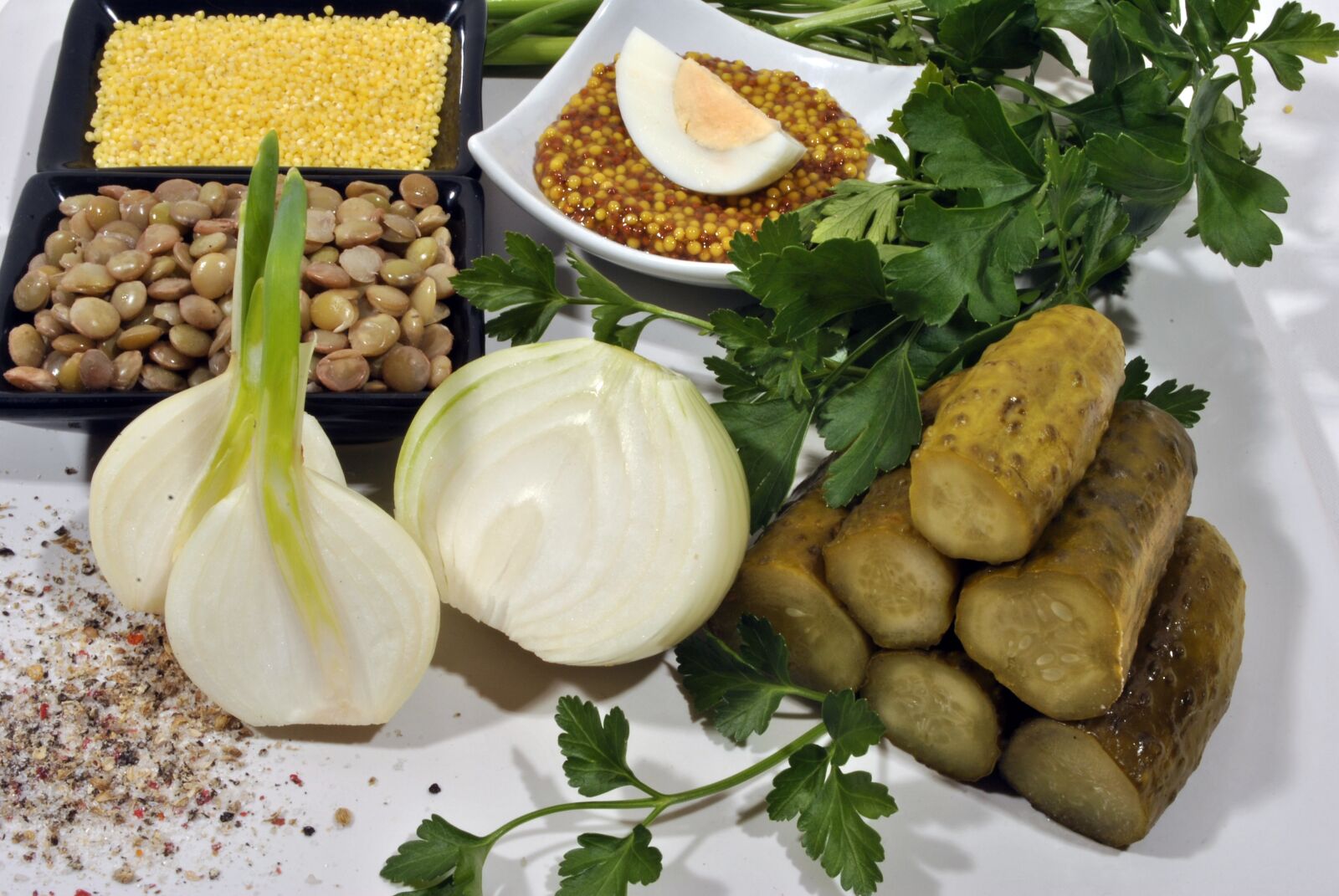 Nikon D3000 sample photo. Eating, green, lentil photography