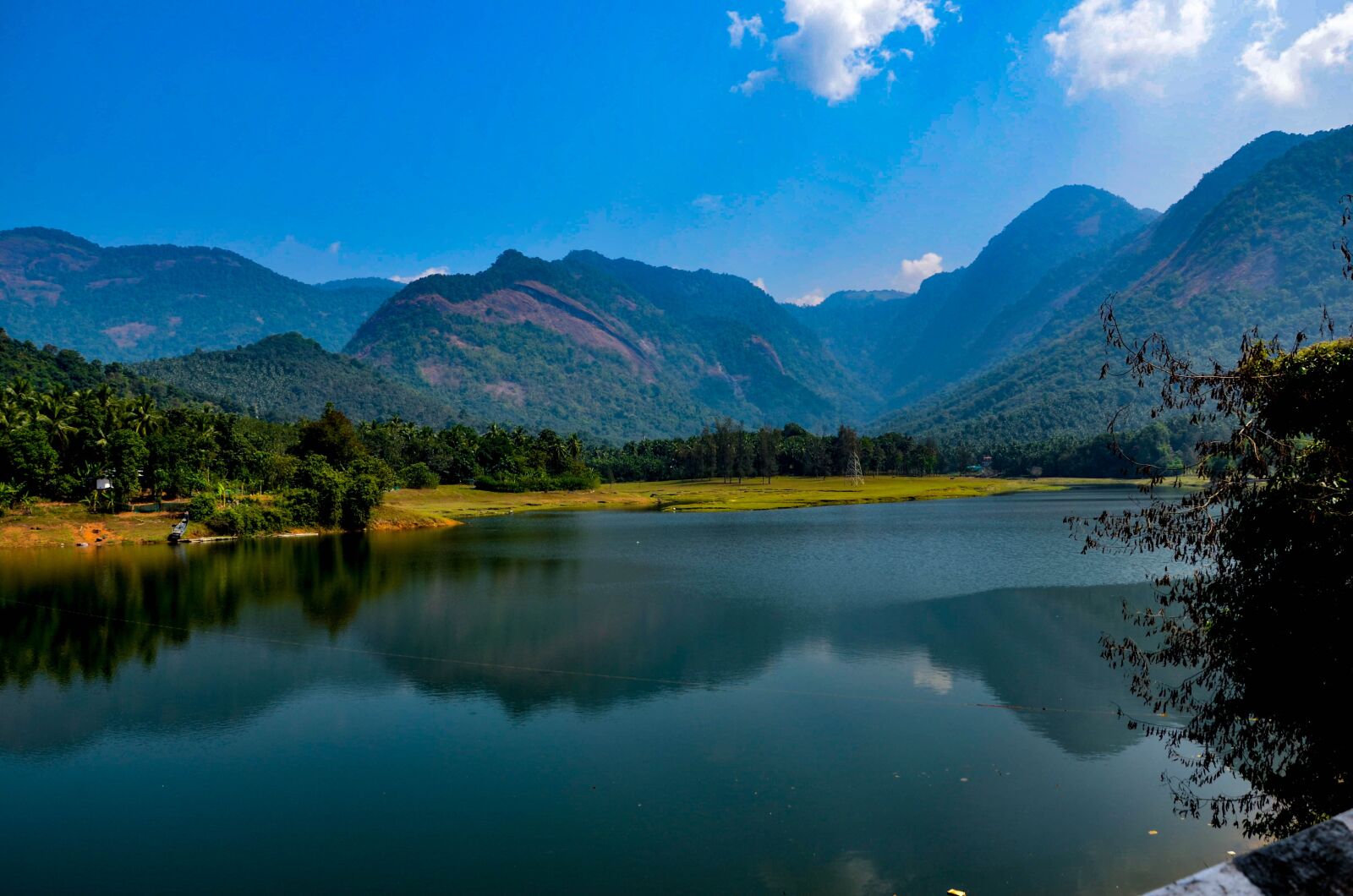 Nikon D7000 sample photo. Beautiful landscape, blue sky photography