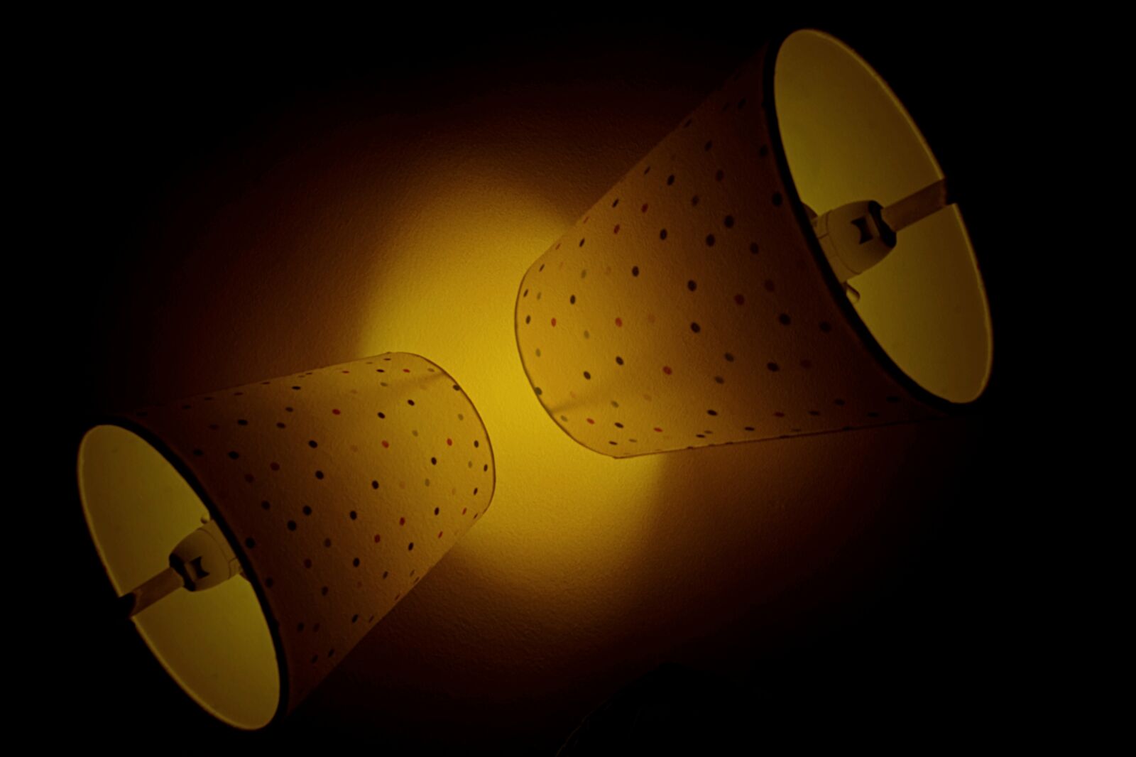 Fujifilm X30 sample photo. Dots, lamp, light, two photography