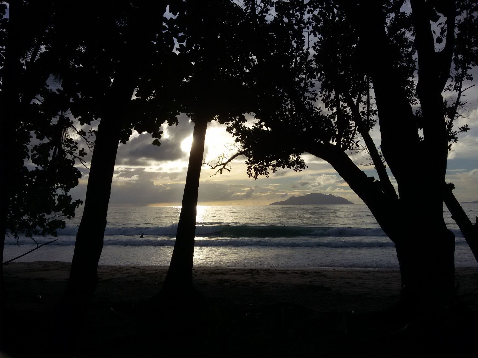 Samsung Galaxy S5 Mini sample photo. Beach, sunset, paradise photography