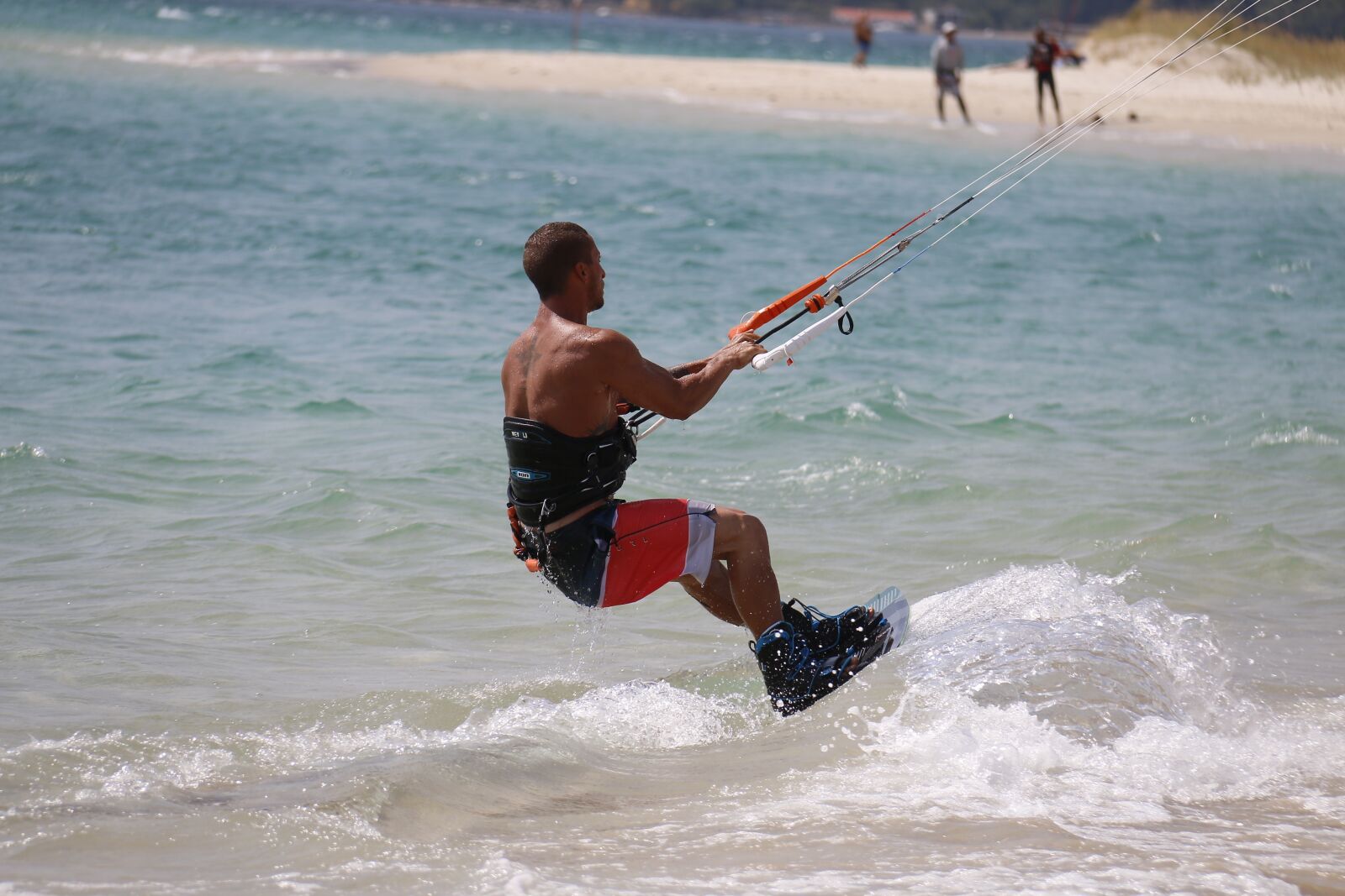 Canon EF-S 18-200mm F3.5-5.6 IS sample photo. Extreme sport, mar, blue photography