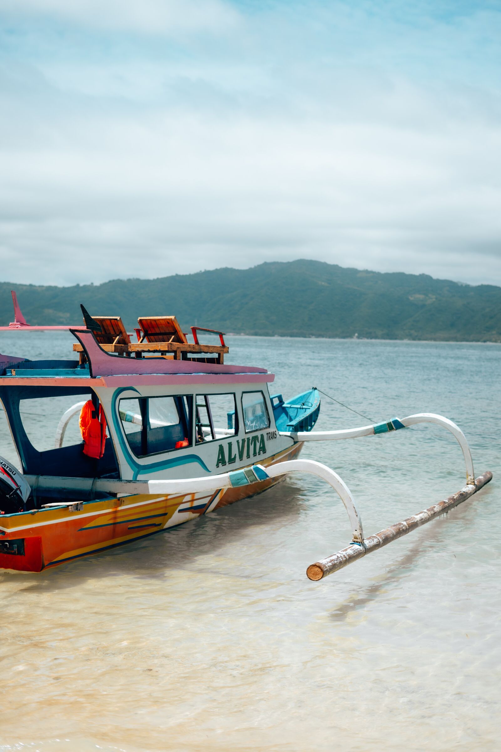 Sony FE 50mm F1.8 sample photo. Lombok, boat, bali photography