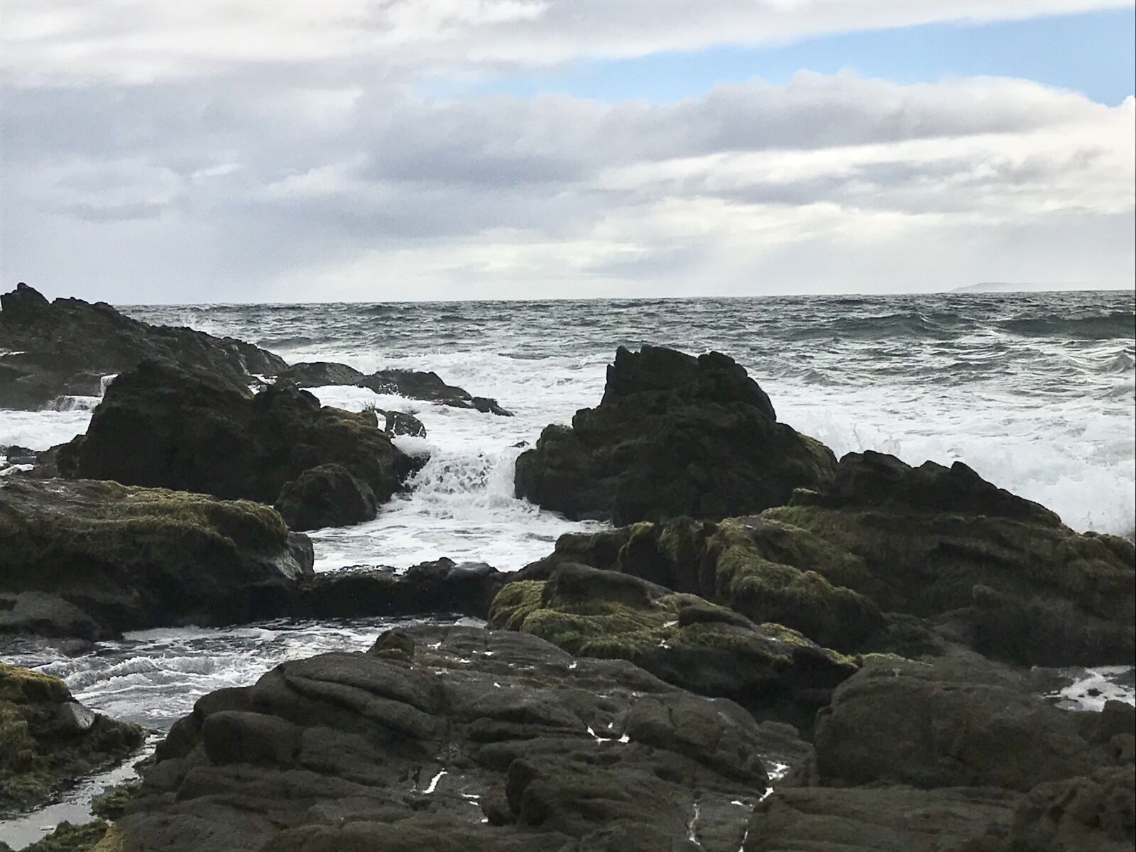 iPhone 7 back camera 3.99mm f/1.8 sample photo. Sea, calm, ocean photography