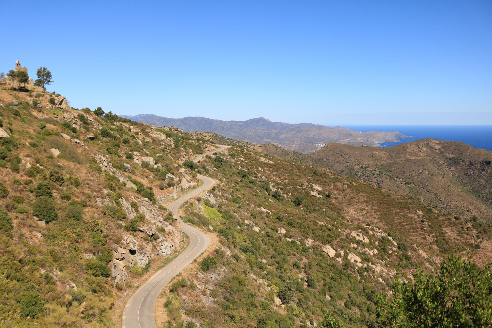 Canon EOS 750D (EOS Rebel T6i / EOS Kiss X8i) sample photo. Blue, green, landscape, mountain photography