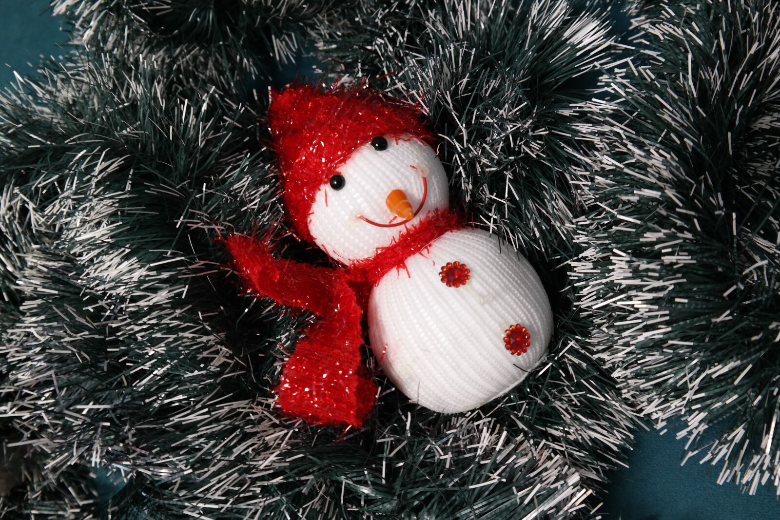 Samsung NX300 sample photo. Christmas, snowman, winter photography