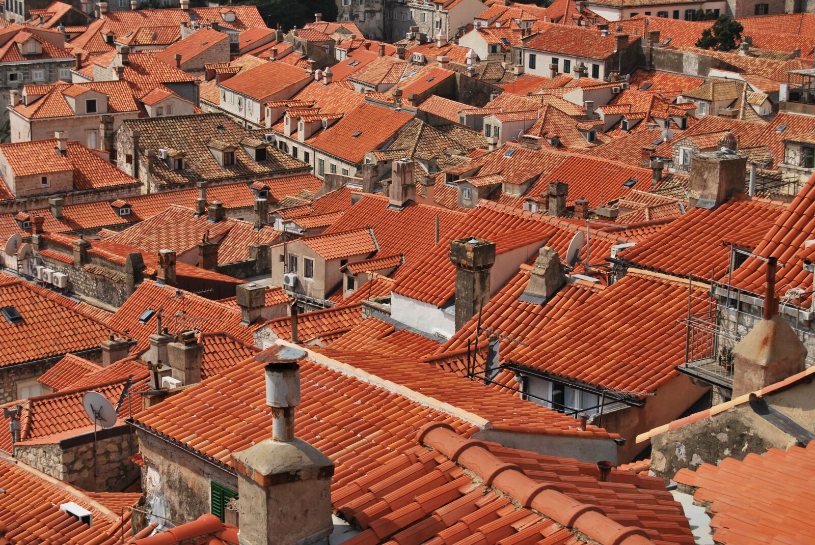 Nikon D60 sample photo. Roofs, roof tiles, red photography