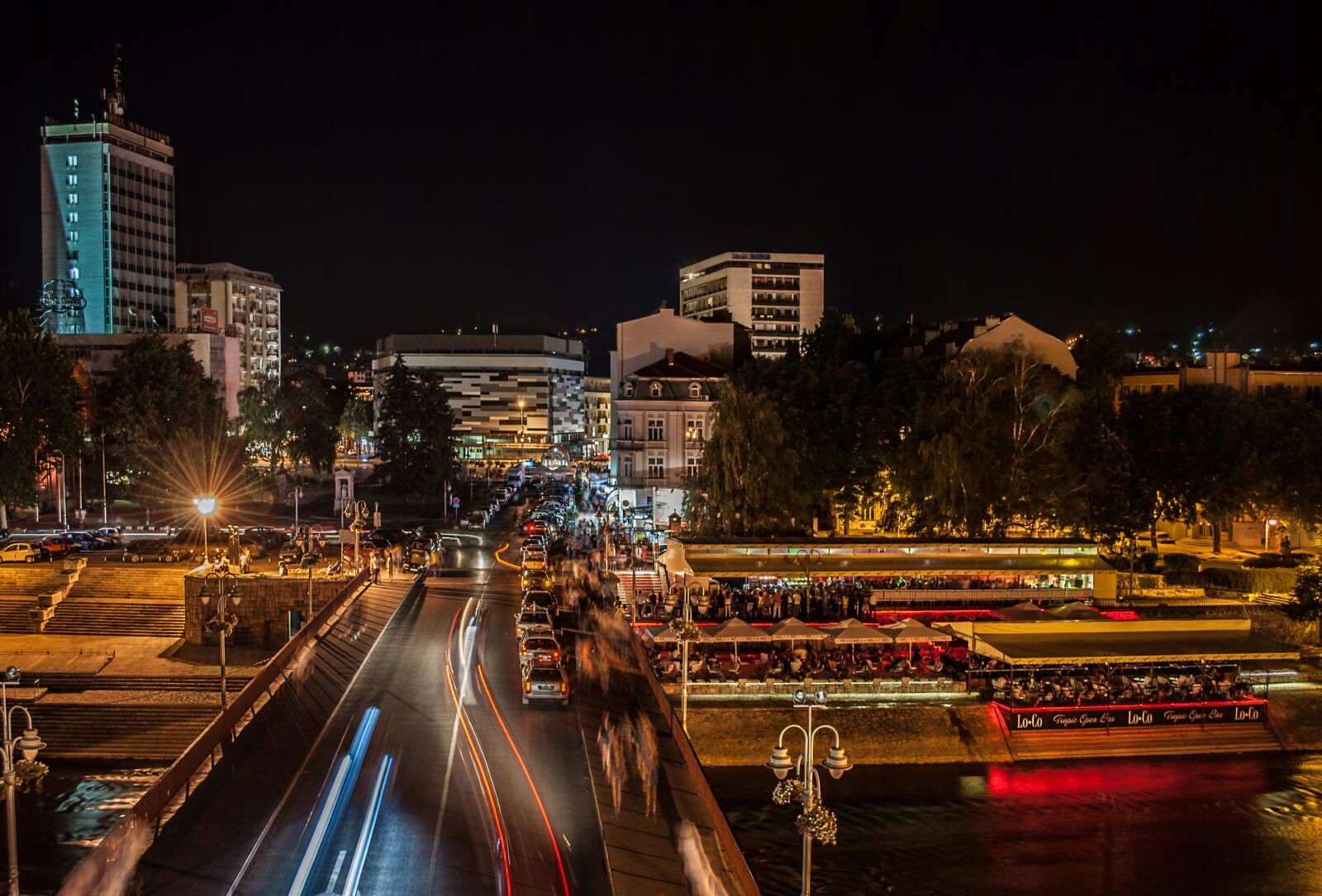 Nikon D3000 sample photo. Skyline, night, long exposure photography