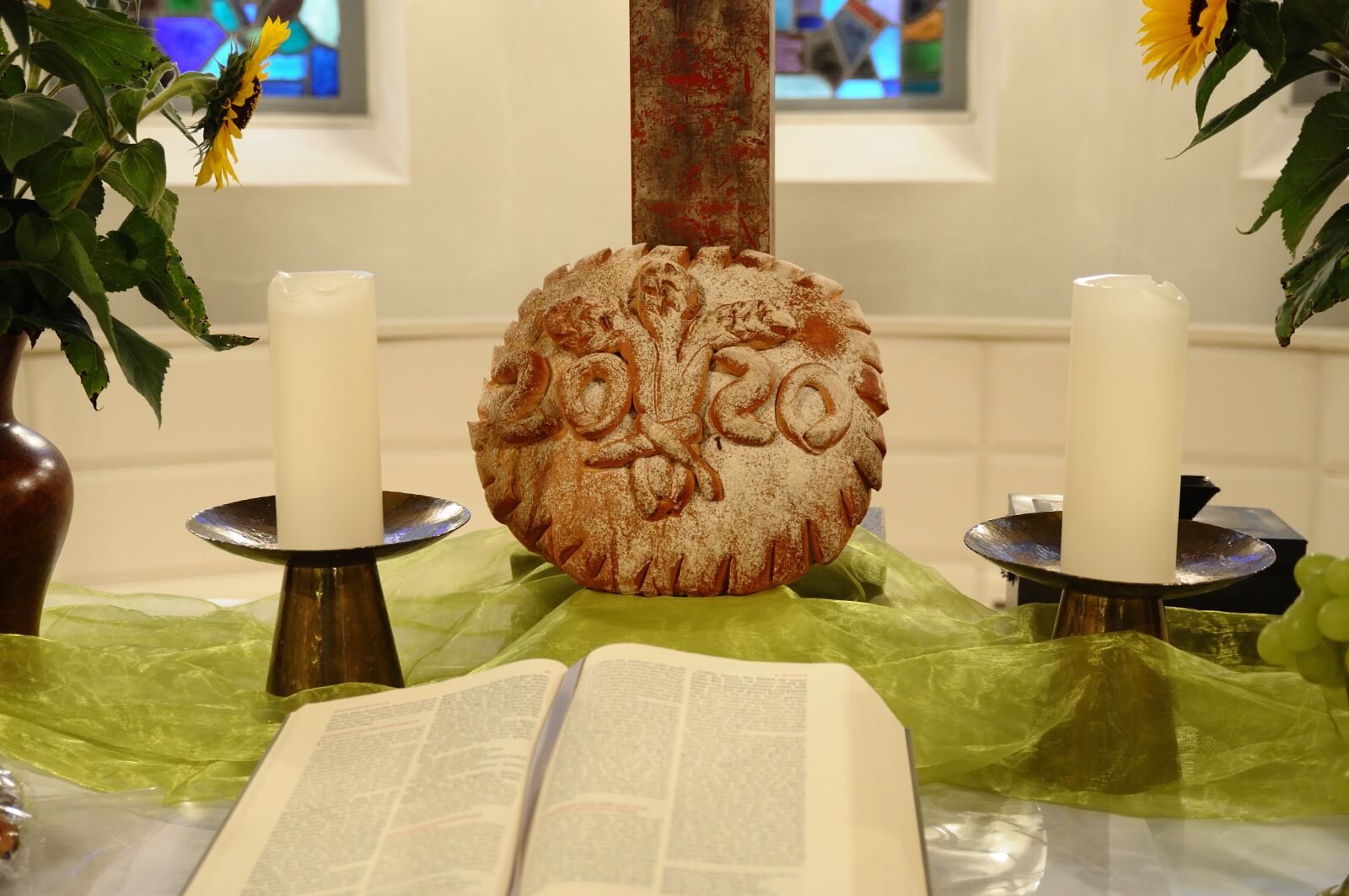 Nikon D90 sample photo. Church, altar, thanksgiving photography