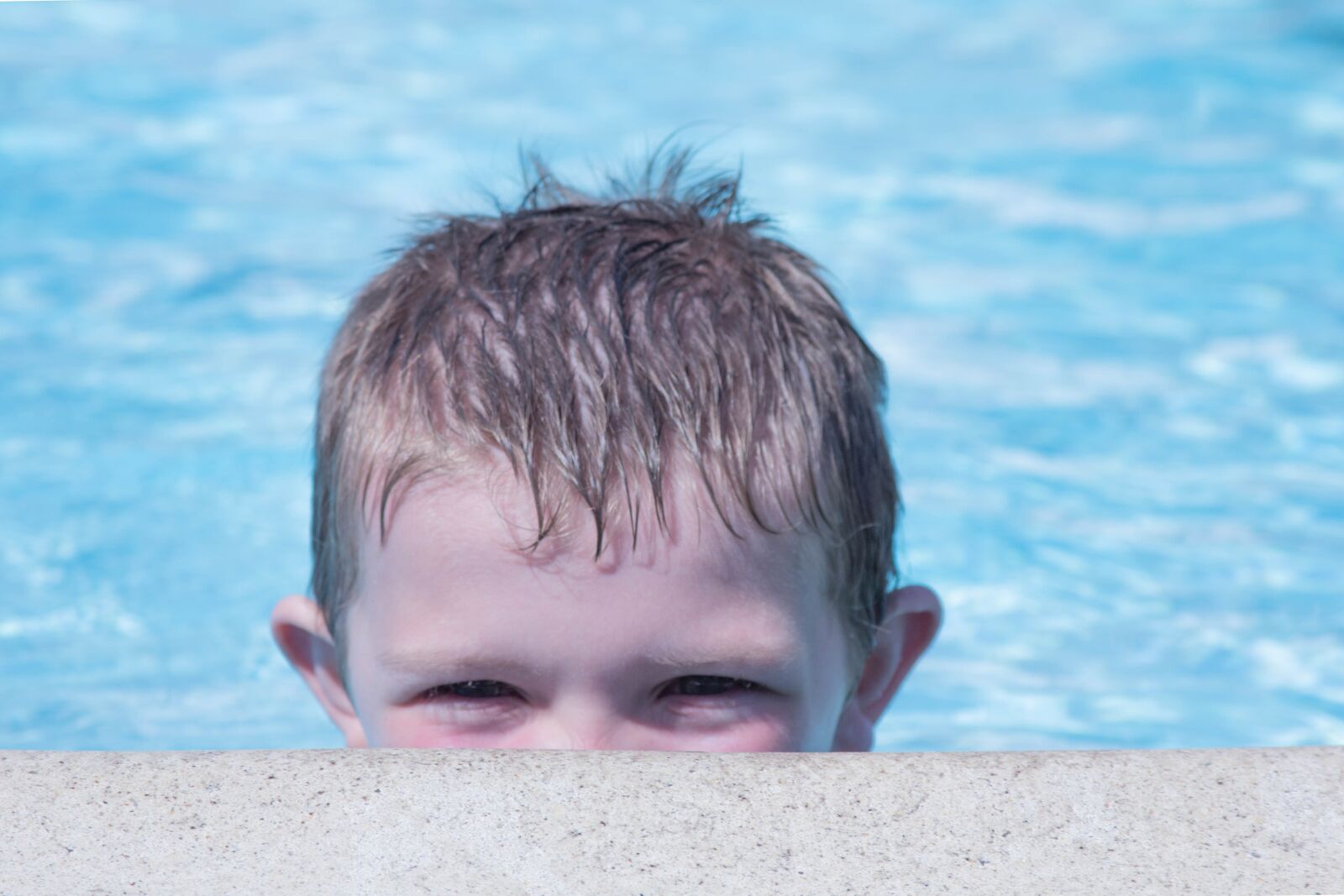 Canon EF 28-135mm F3.5-5.6 IS USM sample photo. Pool, outside, water photography
