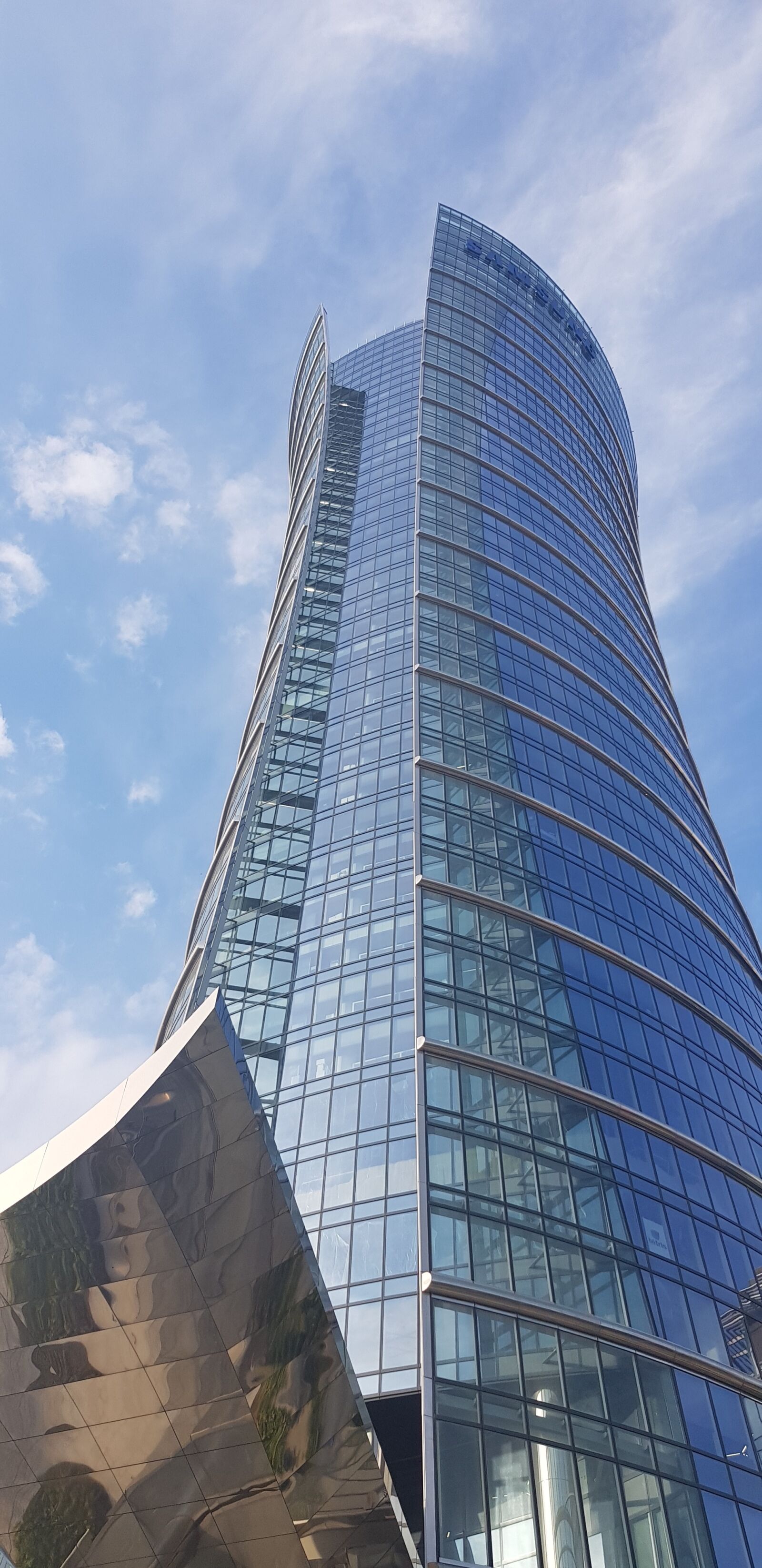 Samsung Galaxy S8 sample photo. Scraper, clouds, warsaw photography