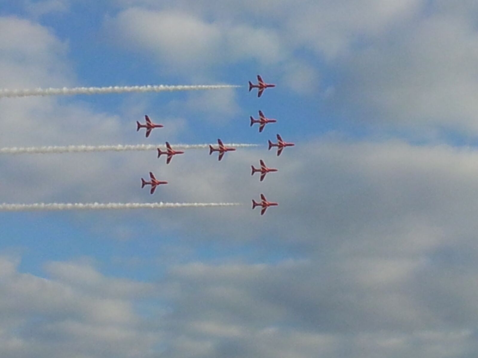 Samsung Galaxy S2 sample photo. Red arrows, aeroplane, display photography