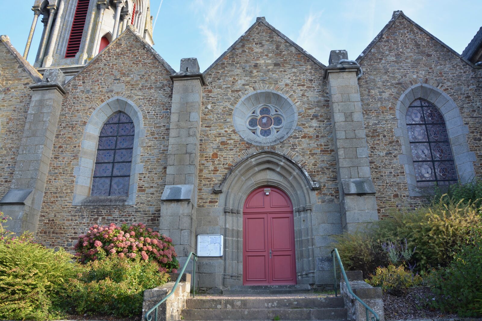 Nikon D5200 sample photo. Church meillac, heritage, architecture photography