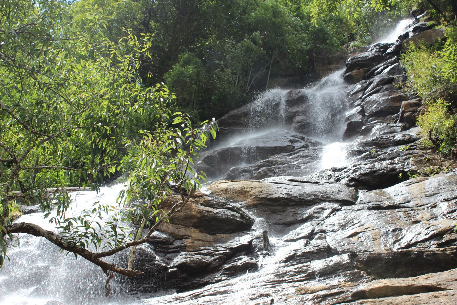 Canon EOS 600D (Rebel EOS T3i / EOS Kiss X5) sample photo. Waterfall, river, nature photography