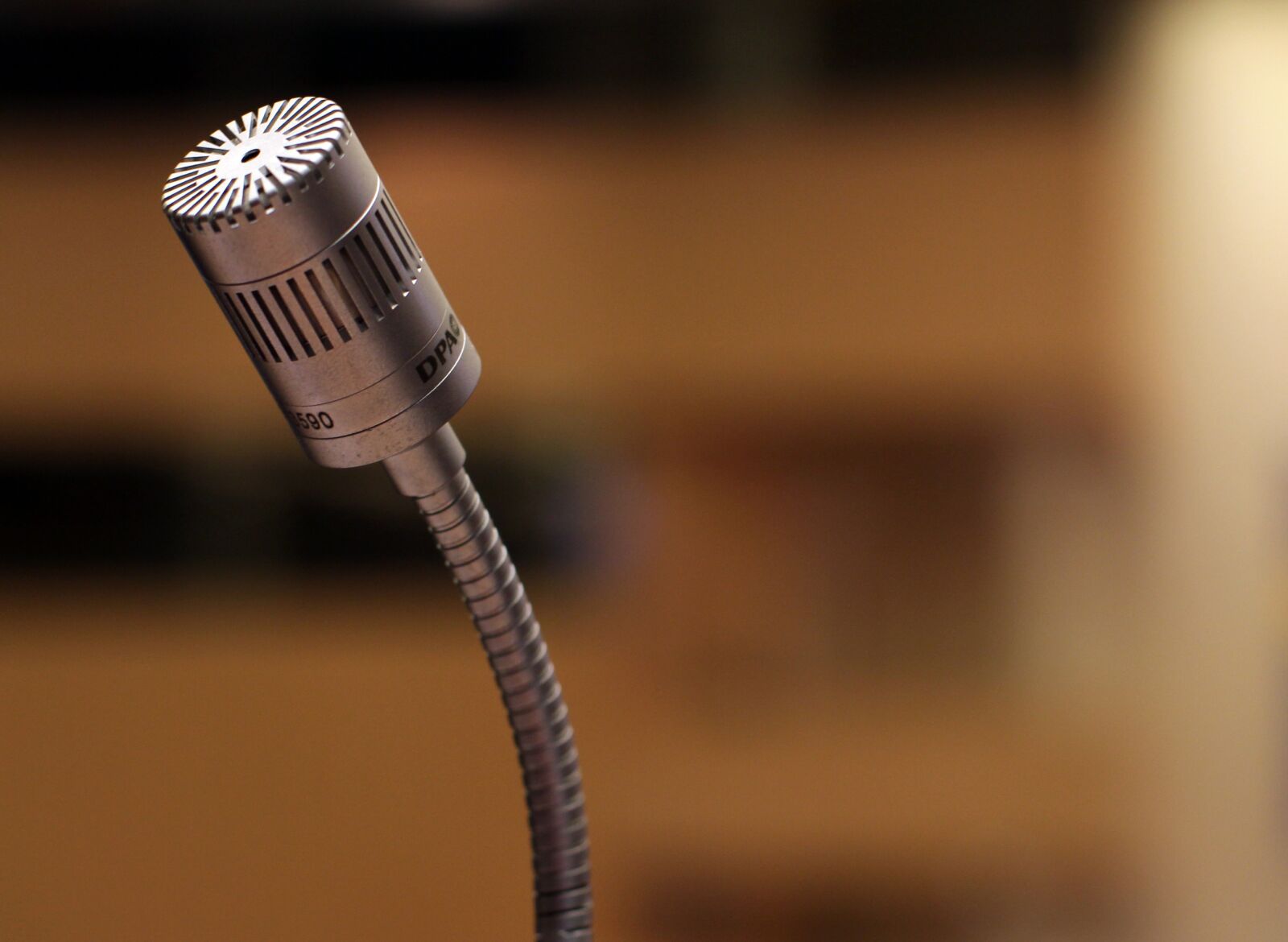 Canon EF 50mm F1.4 USM sample photo. Microphone, speech, lecture photography