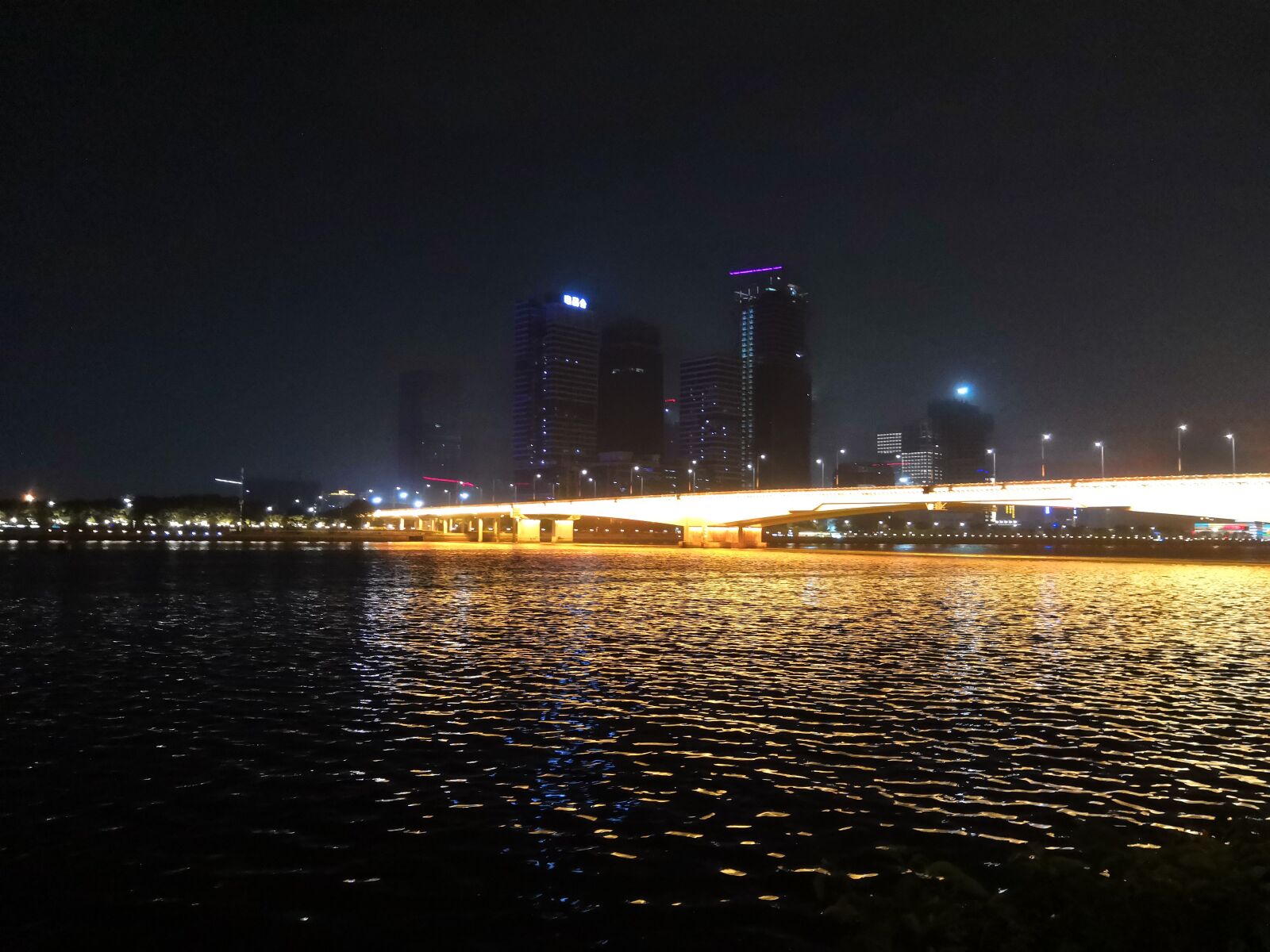 HUAWEI Honor 10 sample photo. Night, hiu kong, building photography