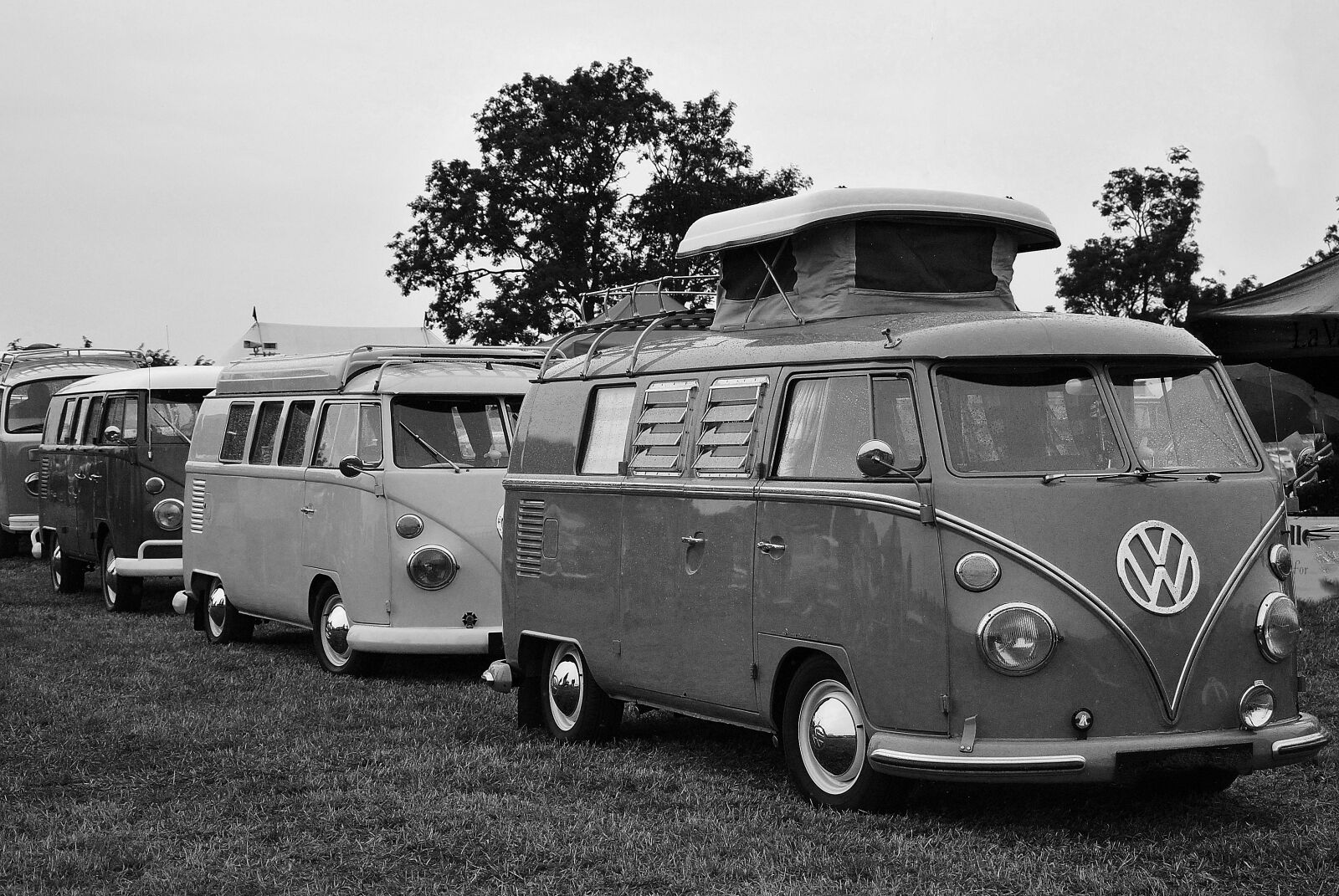 Nikon D3000 sample photo. Vw camper, vintage, car photography