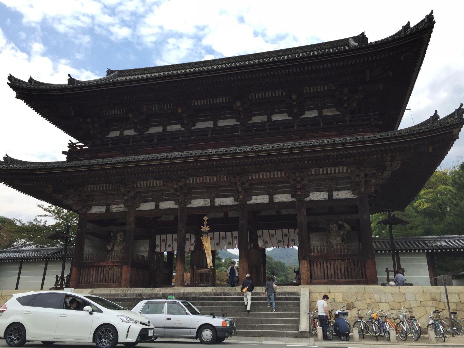 iPhone 6 back camera 4.15mm f/2.2 sample photo. Kyoto, osaka photography