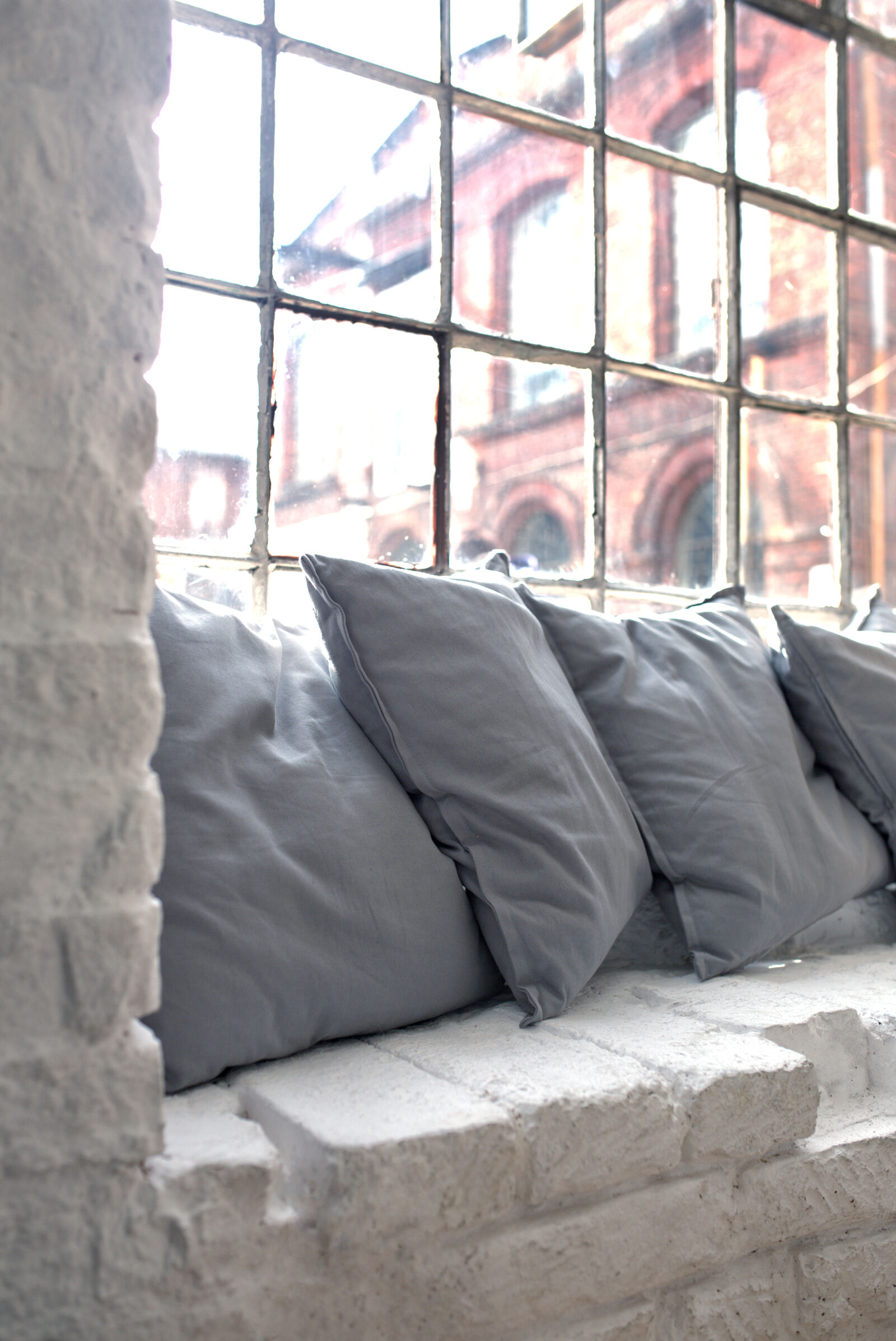 Canon EOS 6D sample photo. Pillows, on, the, window photography