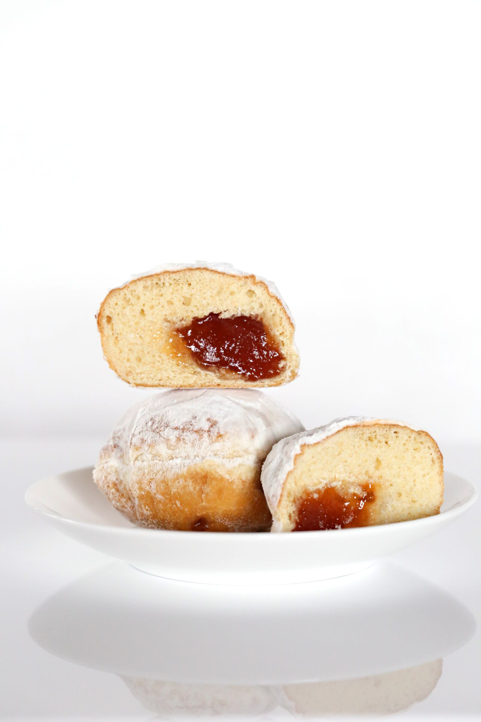 Canon EF 100mm F2.8L Macro IS USM sample photo. Donut, jam, the dough photography