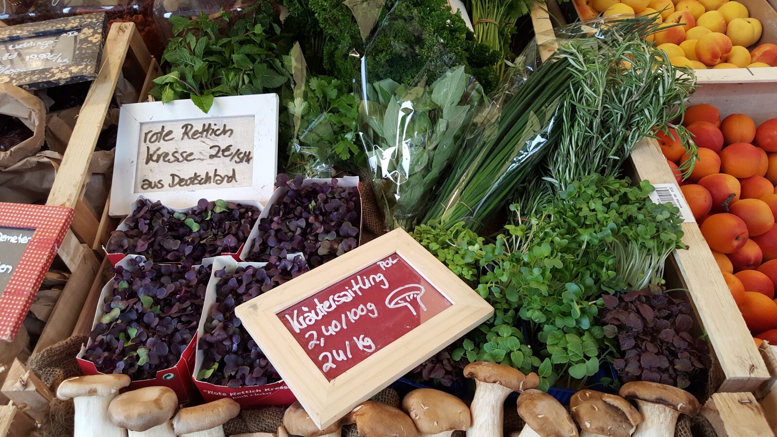 Samsung Galaxy S6 sample photo. Farmers local market, vegetables photography