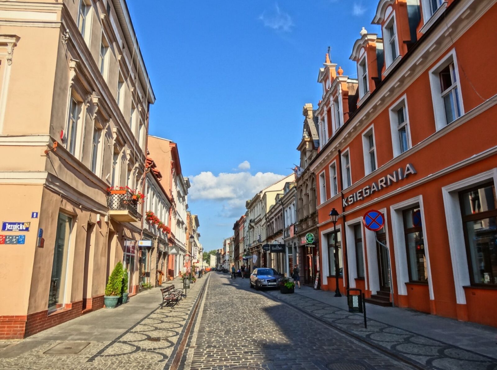 Sony Cyber-shot DSC-HX20V sample photo. Dluga street, bydgoszcz, poland photography