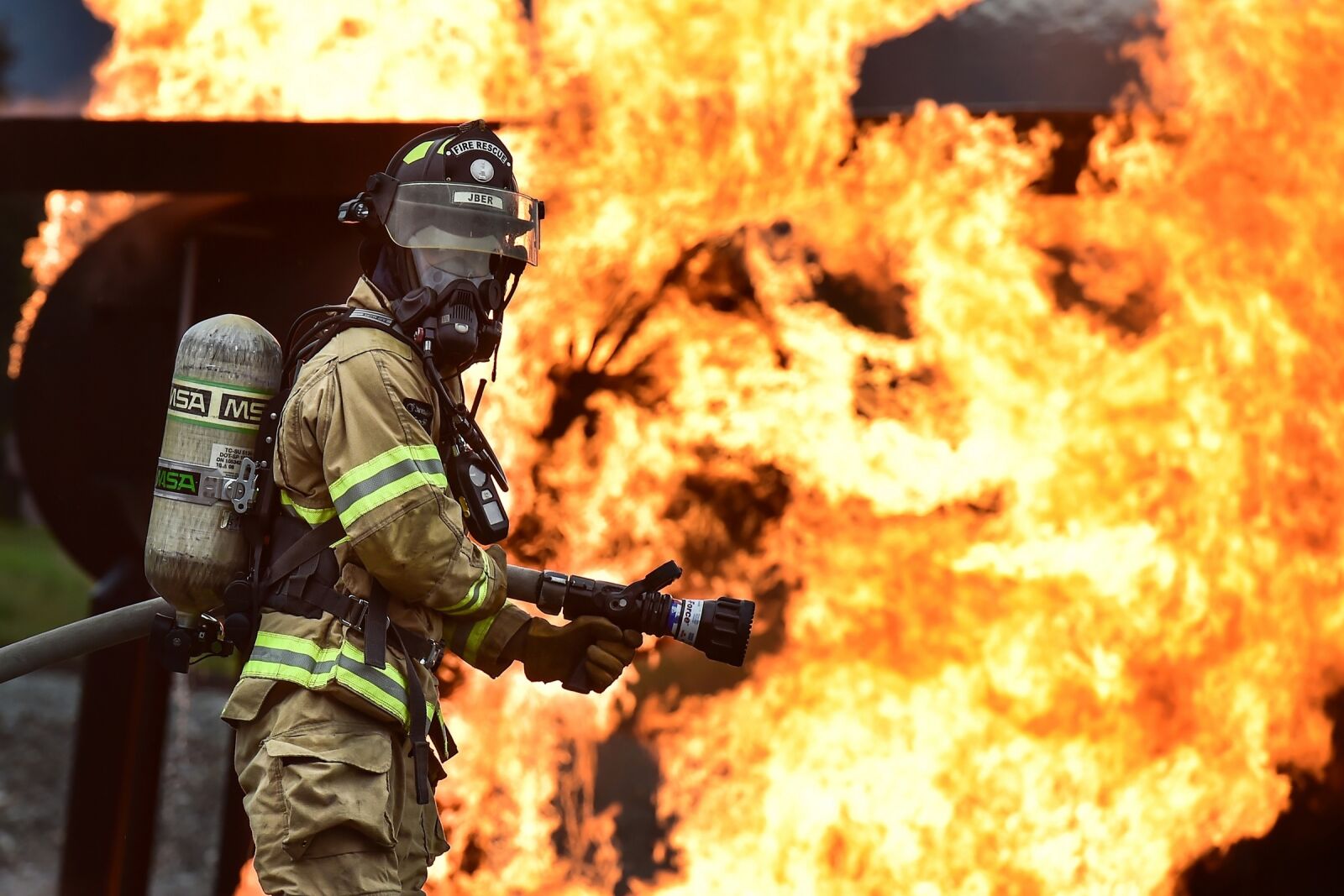 Nikon D4S sample photo. Firefighter, training, live photography