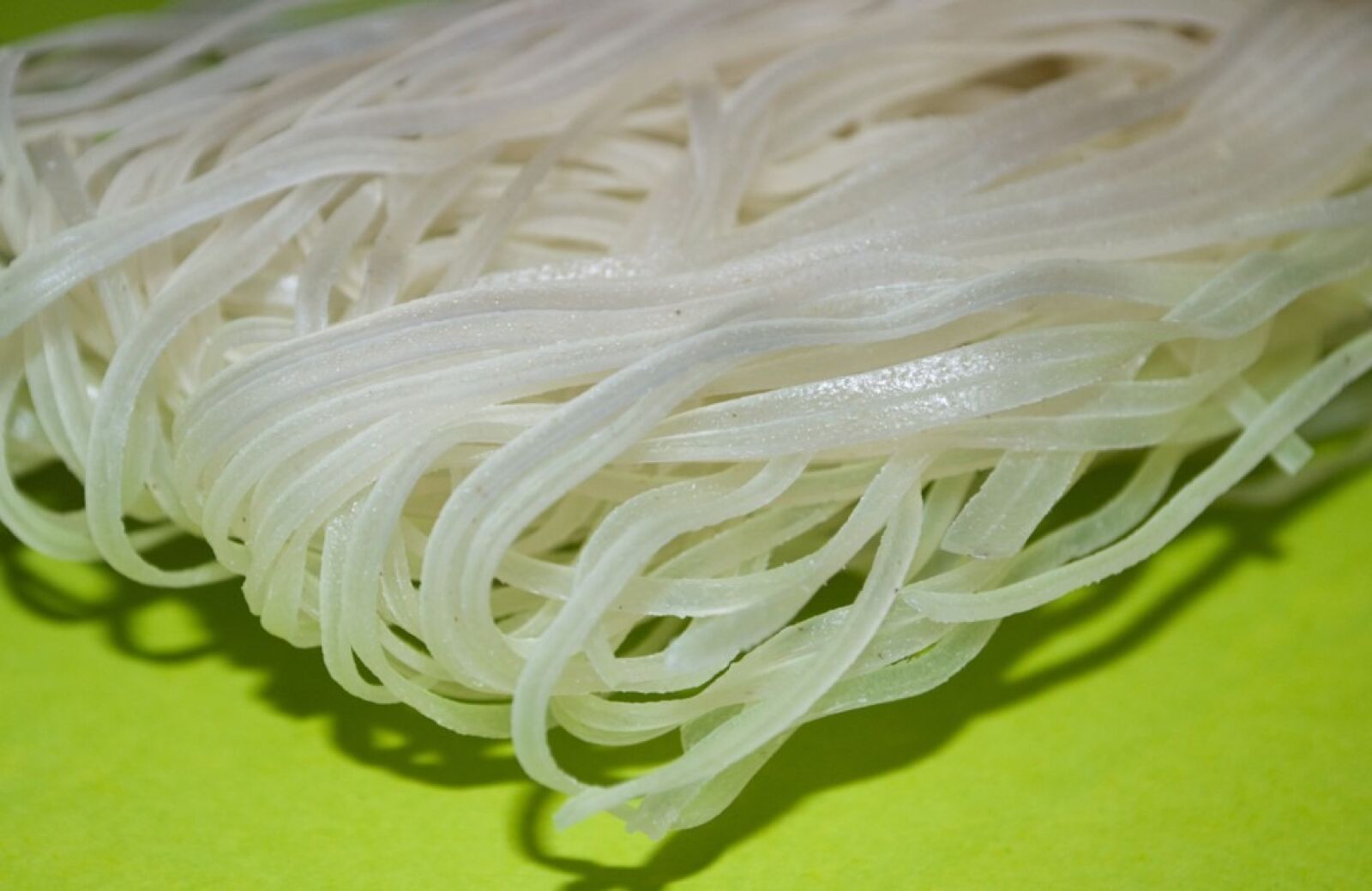 Nikon D3100 sample photo. Rice noodles, noodles, glass photography