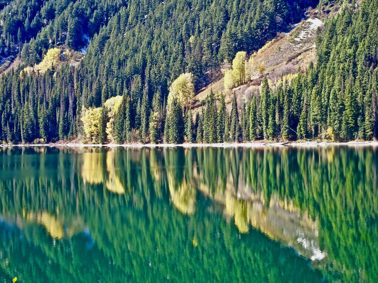 Sony Cyber-shot DSC-HX90V sample photo. Lake, reflection, calm photography