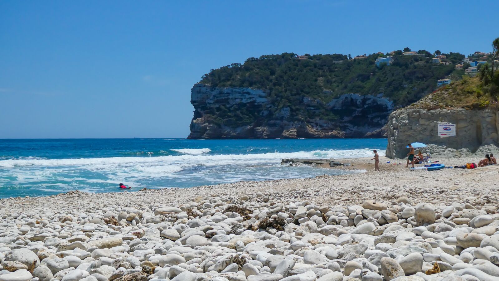 Panasonic Lumix DC-ZS70 (Lumix DC-TZ90) sample photo. Beach, costa, sea photography
