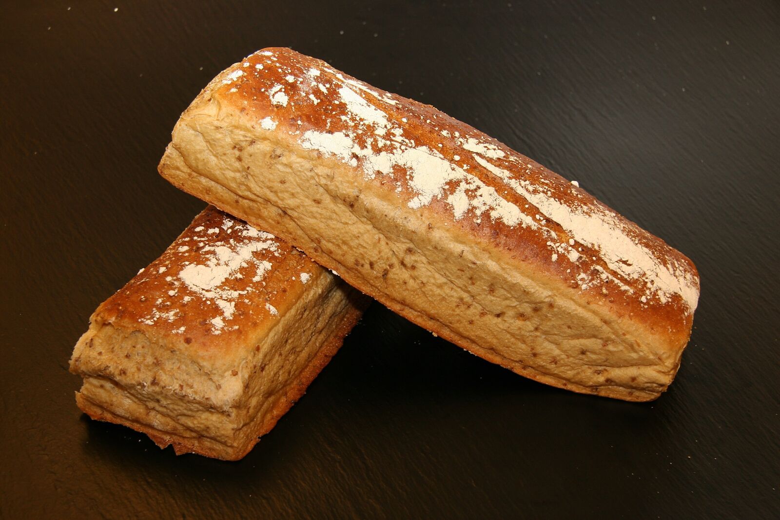 Canon EOS 20D sample photo. French coarse country bread photography