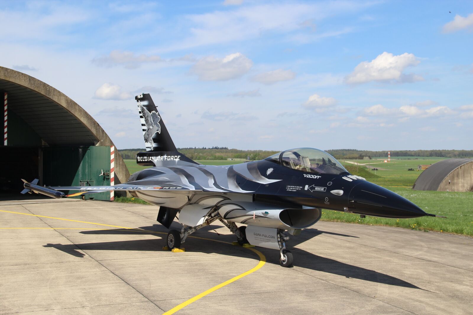 Canon EOS 600D (Rebel EOS T3i / EOS Kiss X5) sample photo. F16, belgian air force photography