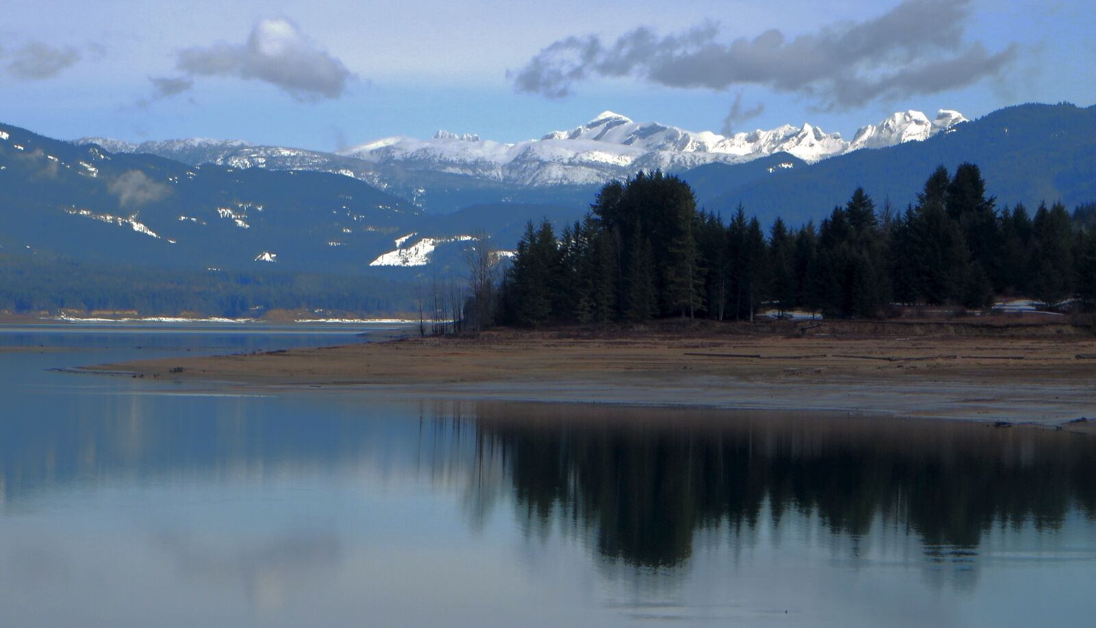 Canon PowerShot SX280 HS sample photo. Mountain scene, lake view photography