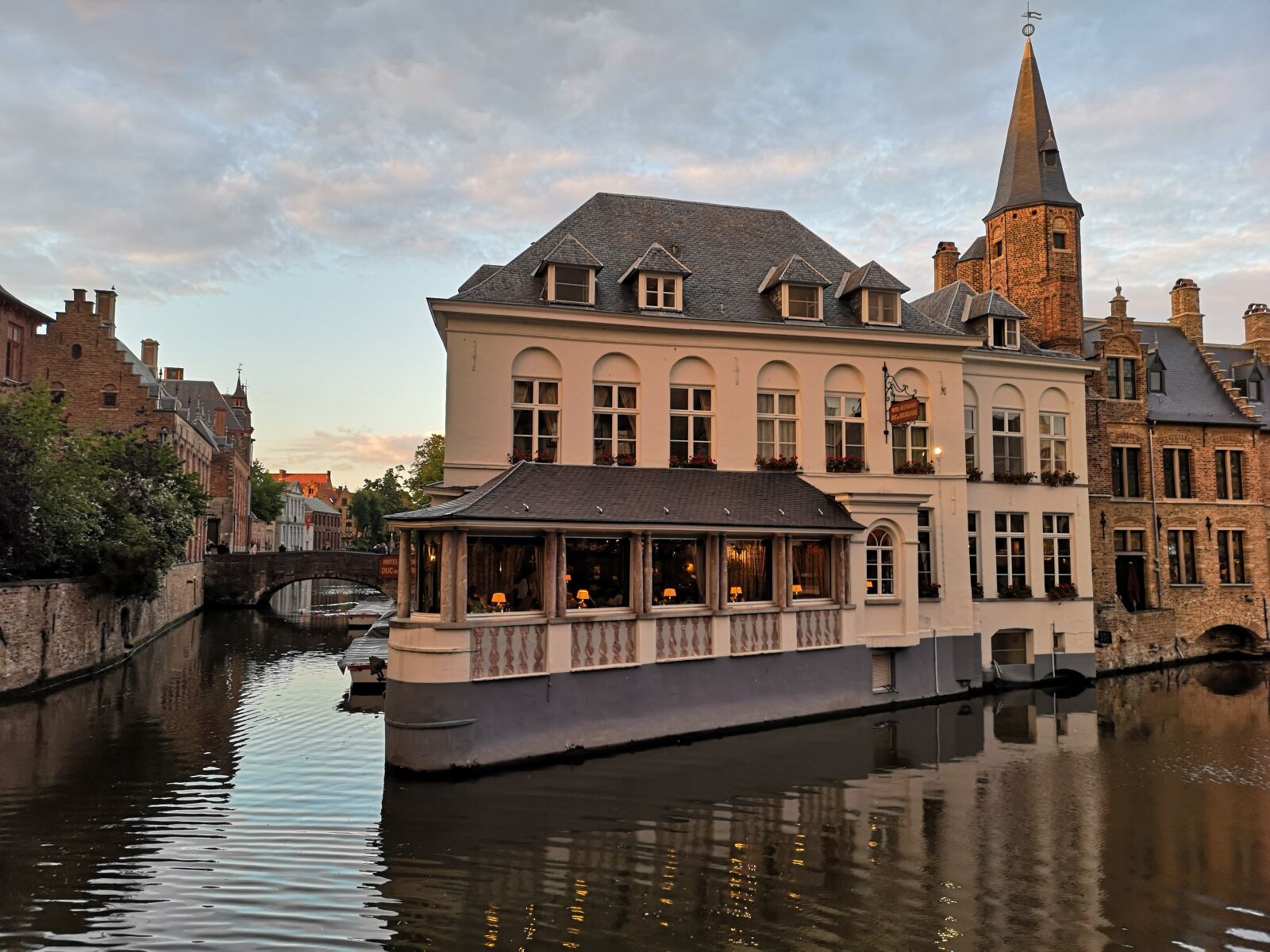 HUAWEI CLT-L29 sample photo. Bruges, belgium, architecture photography