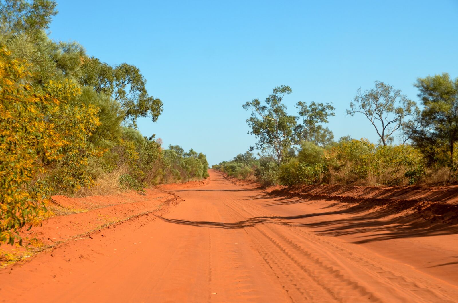 Nikon D5100 sample photo. Red sand, sand, bumpy photography