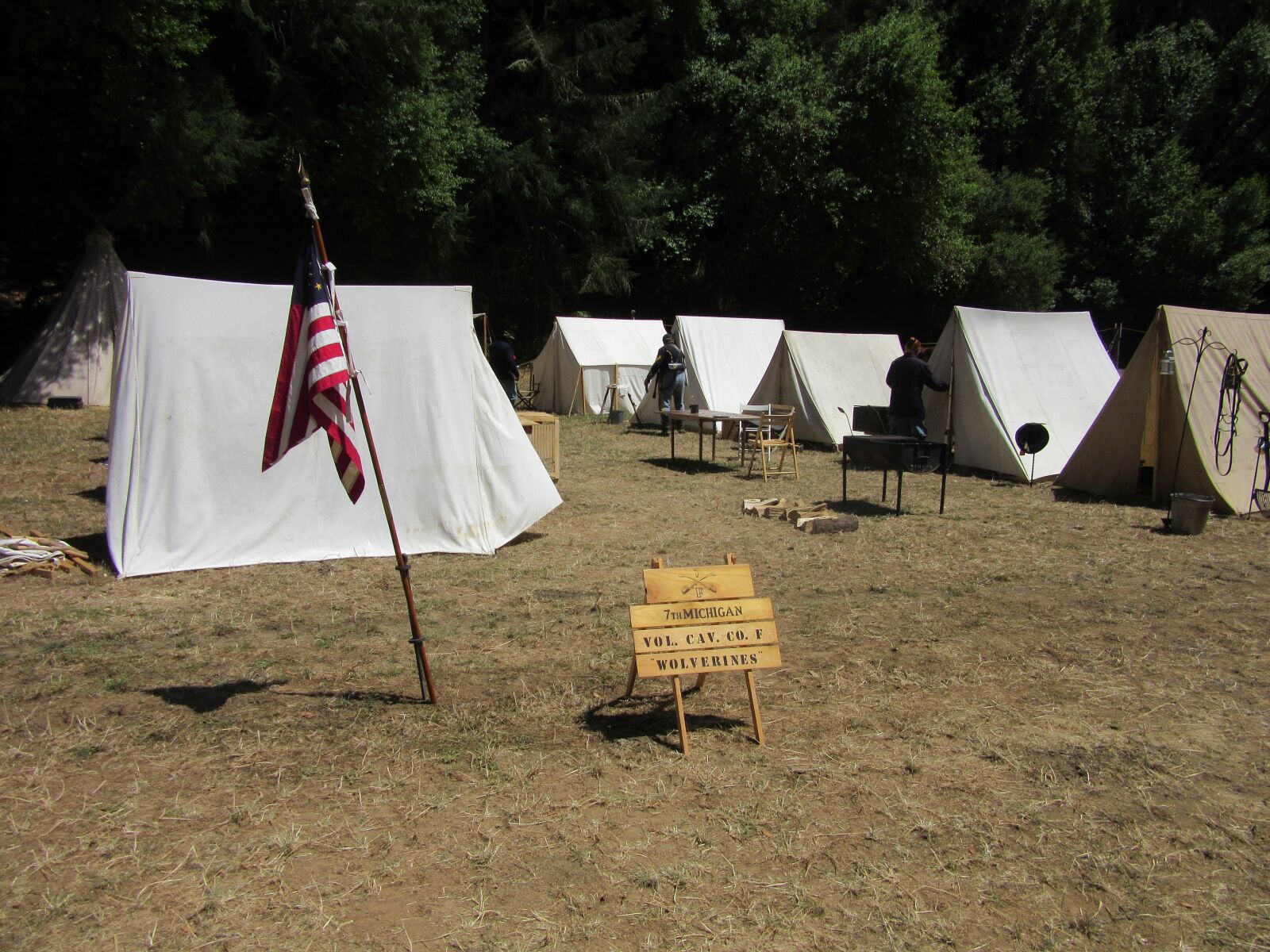 Canon PowerShot SX600 HS sample photo. Camp, civil war, flag photography