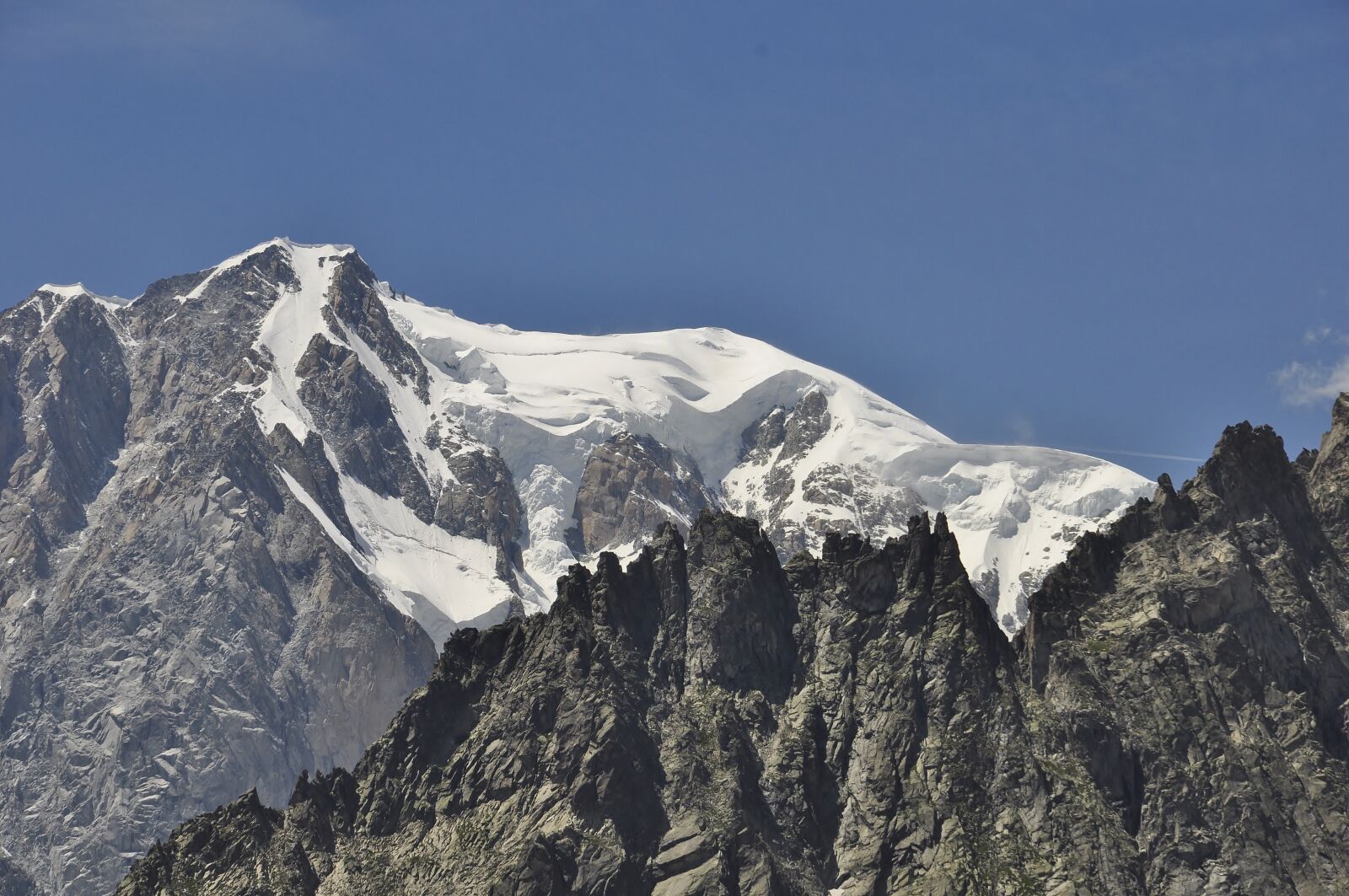 Nikon D5000 sample photo. Mont blanc, italy, snow photography