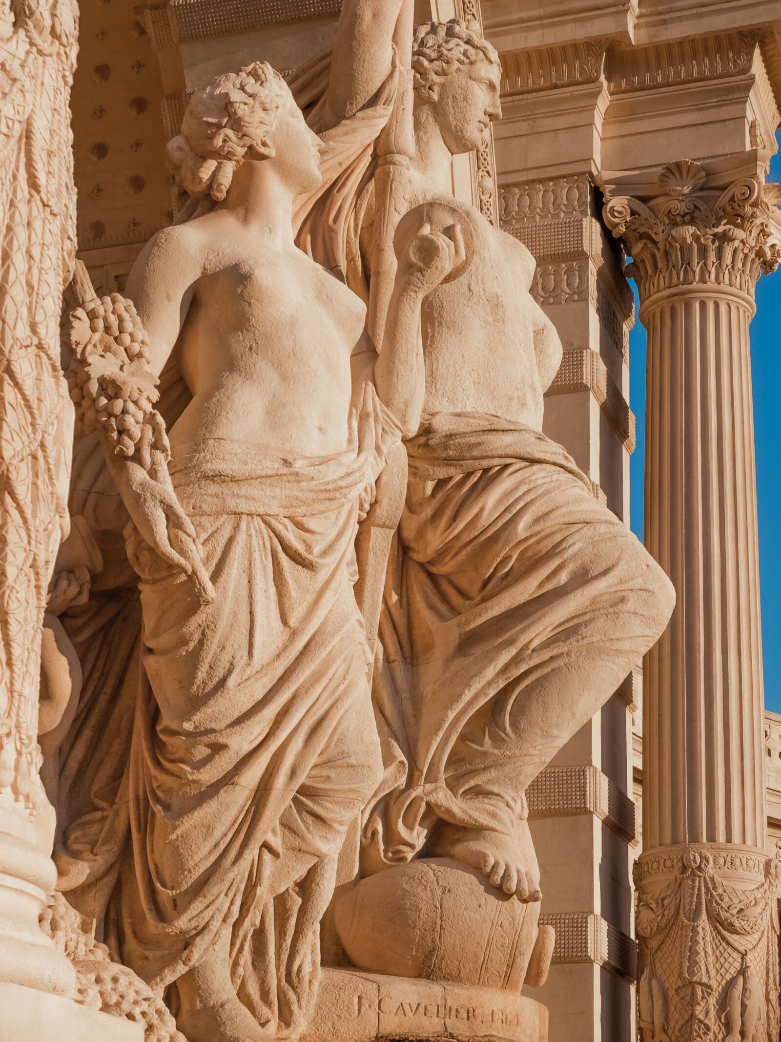 Fujifilm X30 sample photo. France, marseille, statue photography