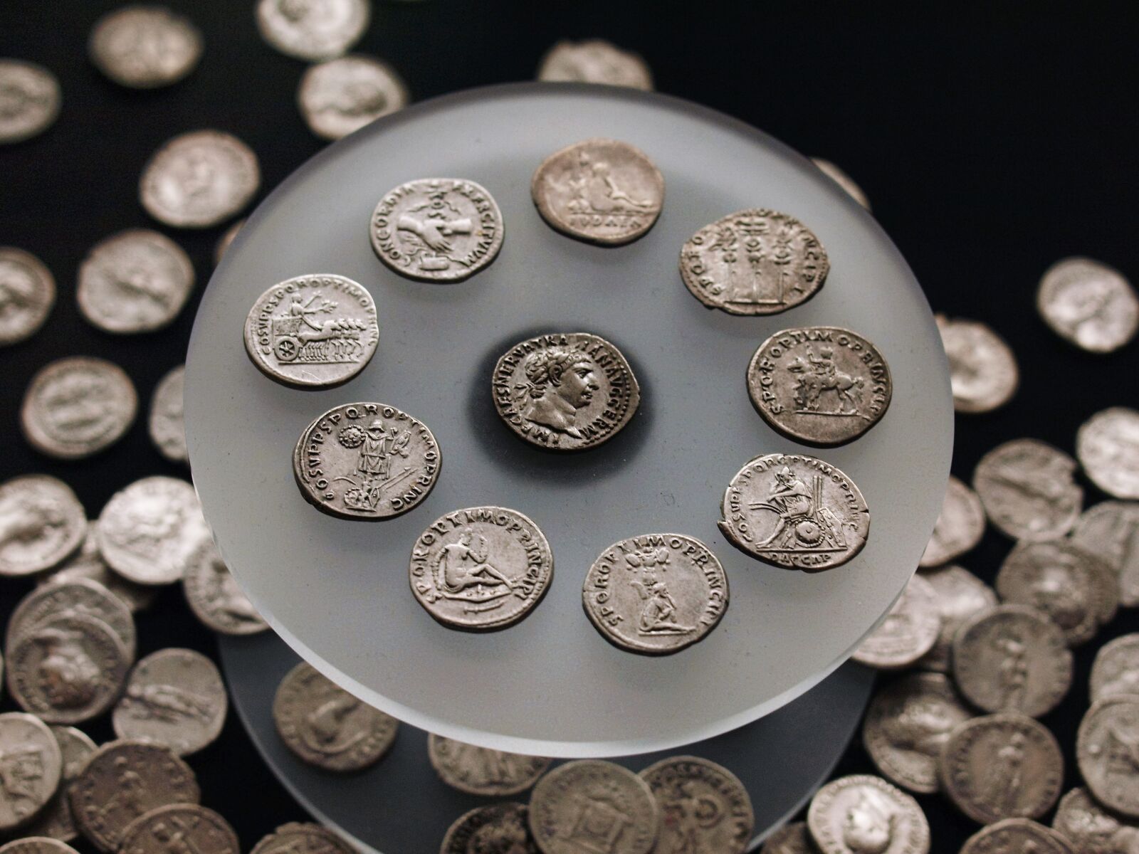 Olympus E-520 (EVOLT E-520) sample photo. Coins, money, history photography