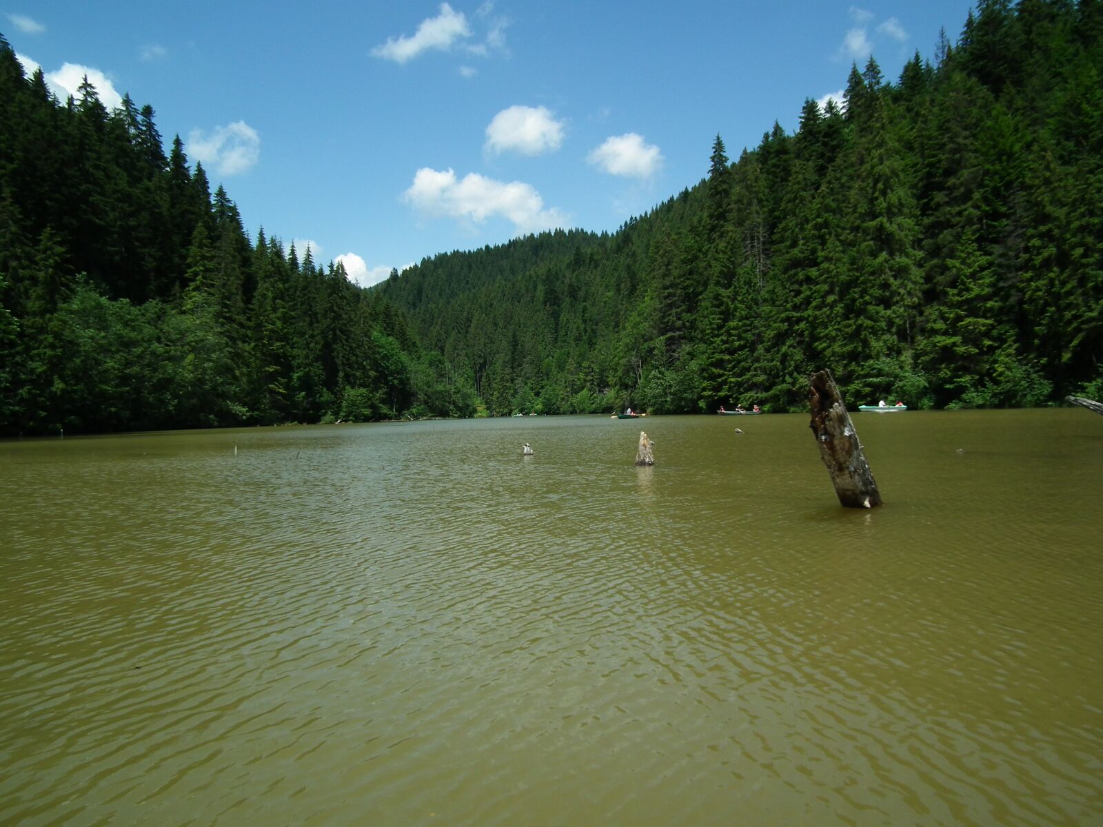 FujiFilm FinePix HS10 (FinePix HS11) sample photo. Rumania, transylvania, killer lake photography